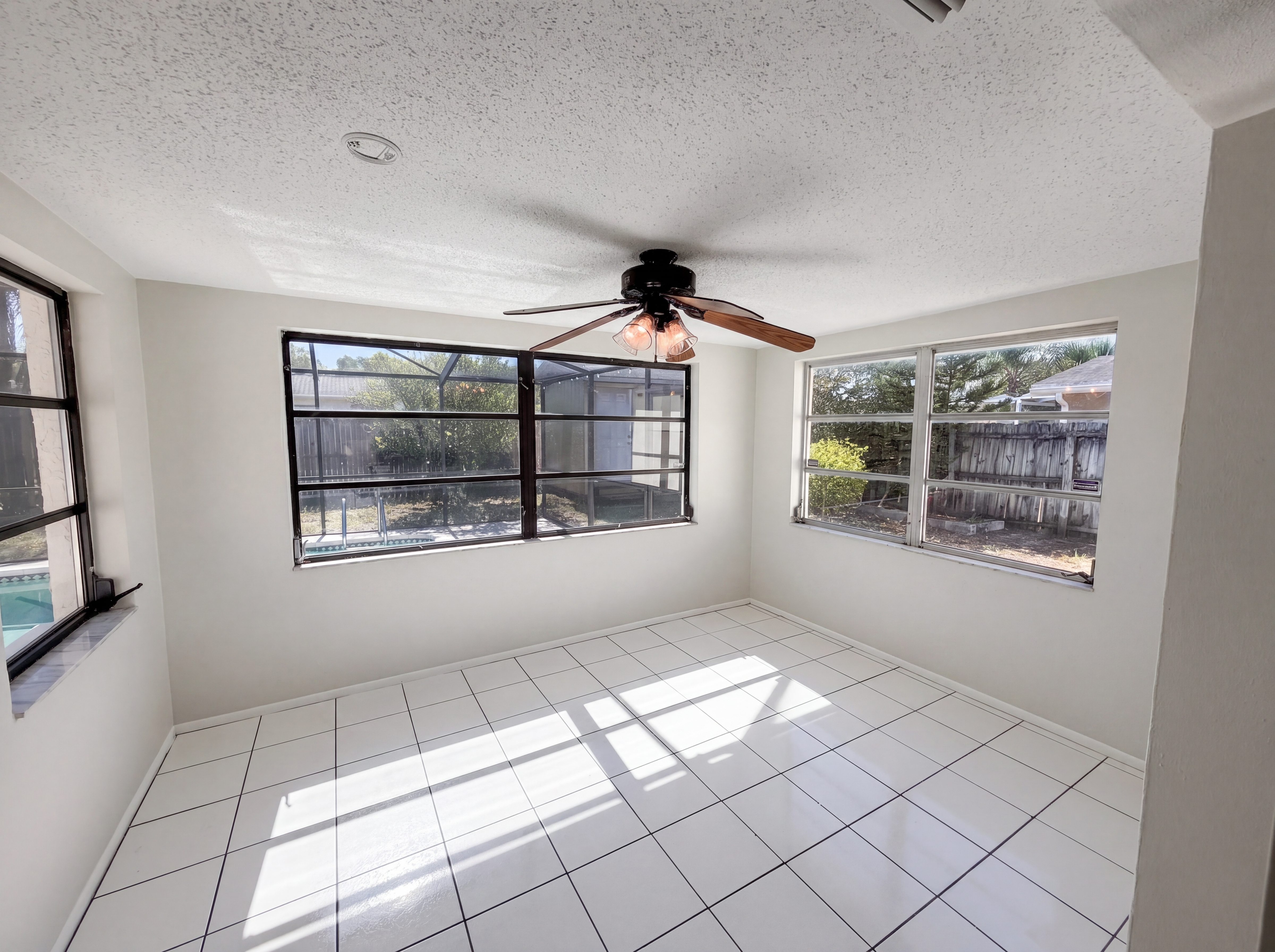 Photo 18 of 26 of 9236 Mark Twain Ln, Port Richey, FL