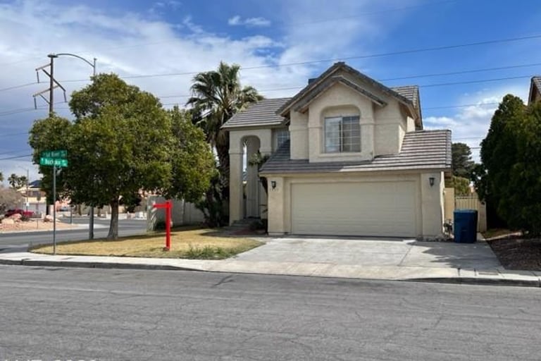 default property photo