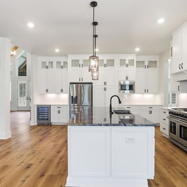 Property photo 2 of 175 Lands End Trl