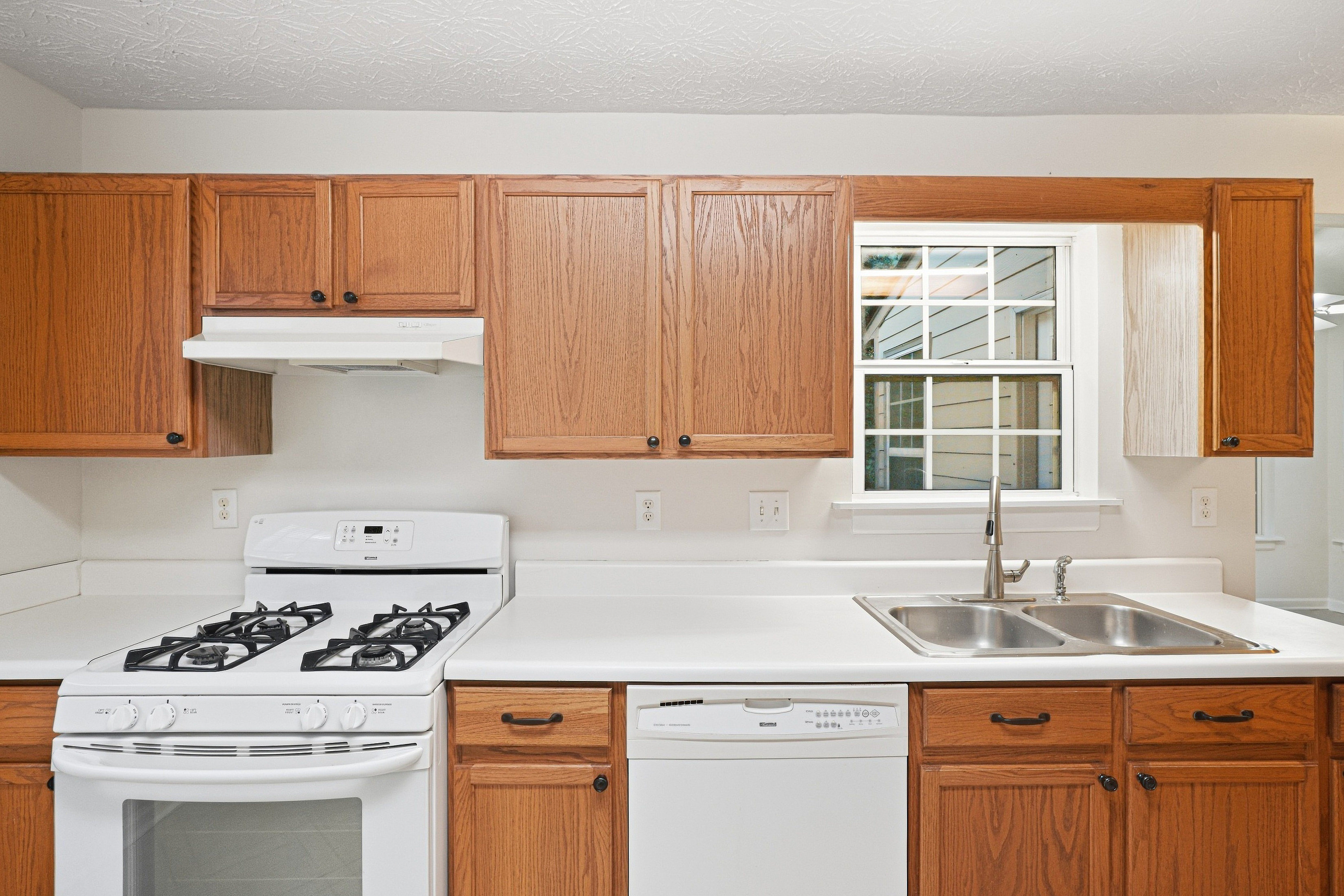 Photo 33 of 60 of 2492 Halcyon Way, Lawrenceville, GA