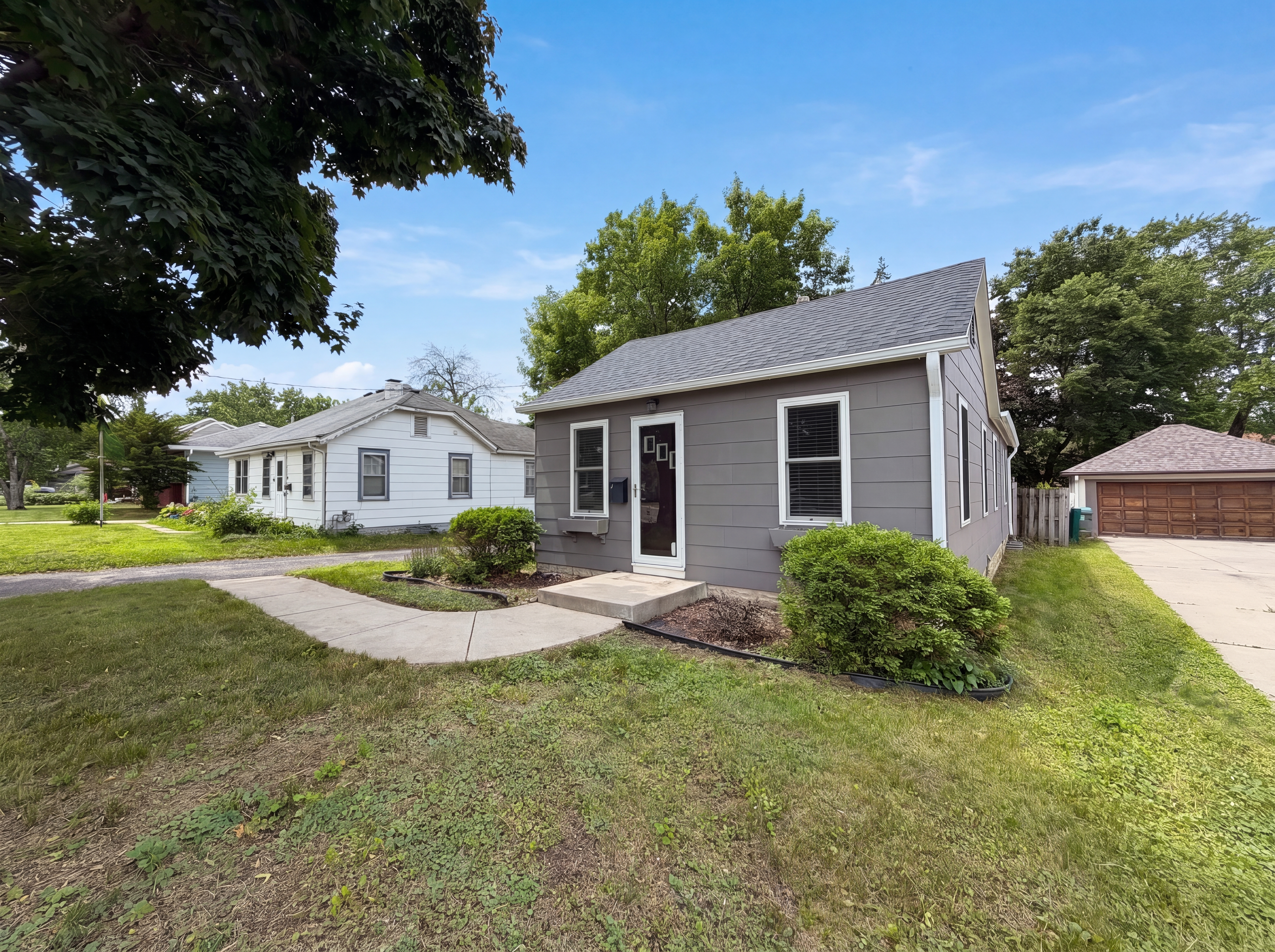 Photo 16 of 18 of 6026 Xerxes Ave S, Edina, MN