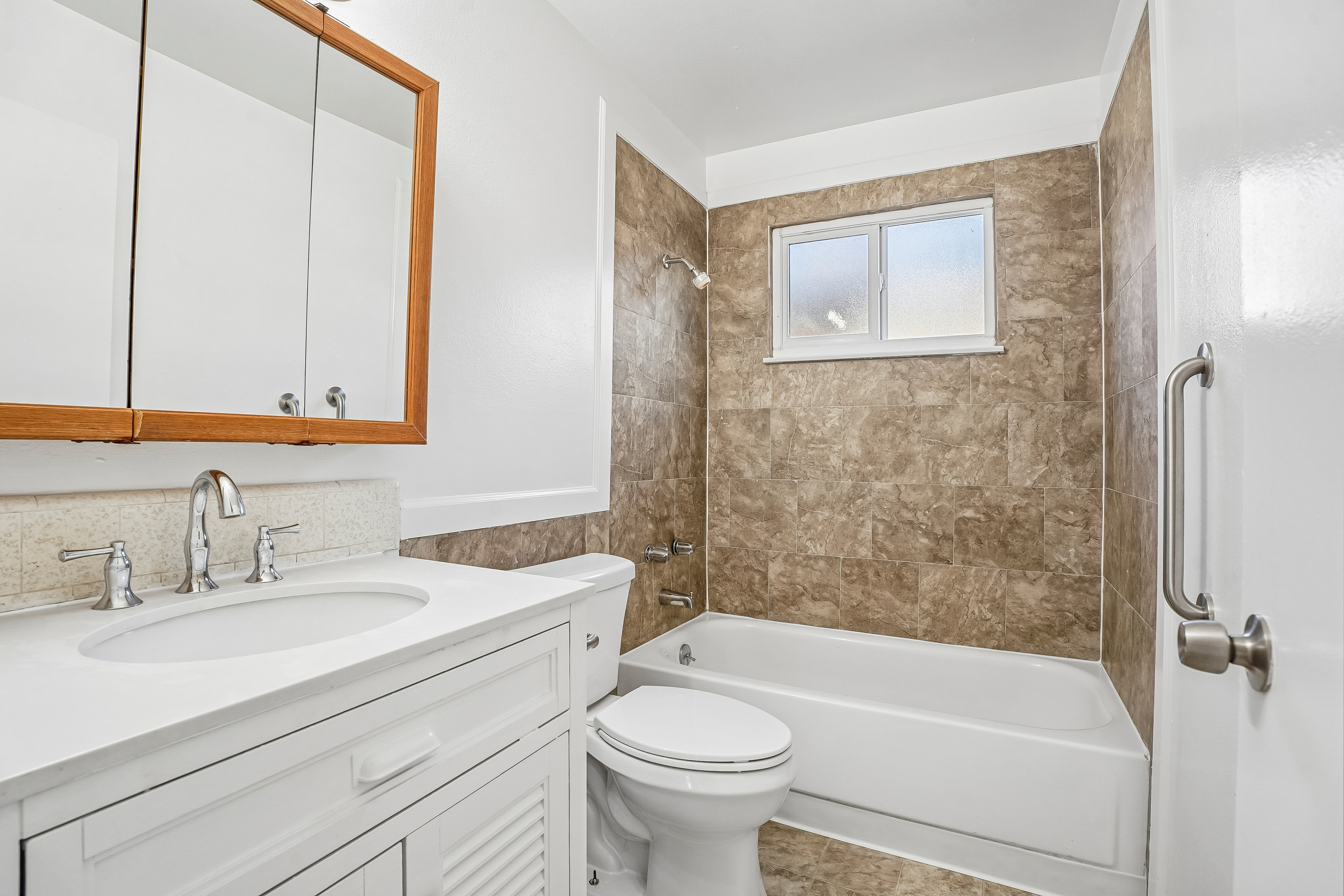 Photo 17 of 42 of 317 Goya Dr, Stockton, CA