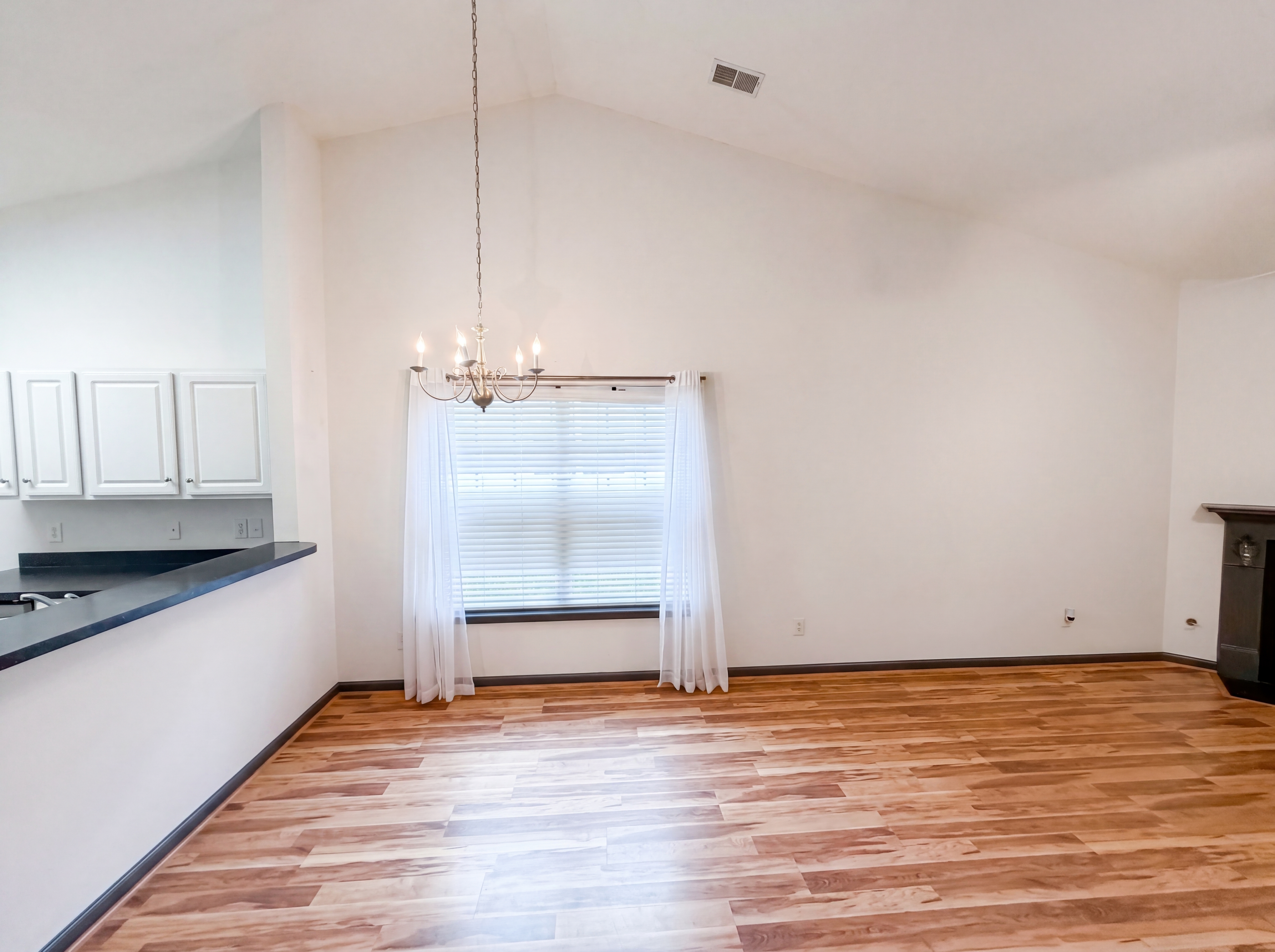 Photo 9 of 25 of 129 Weatherstone Rd, Lexington, SC