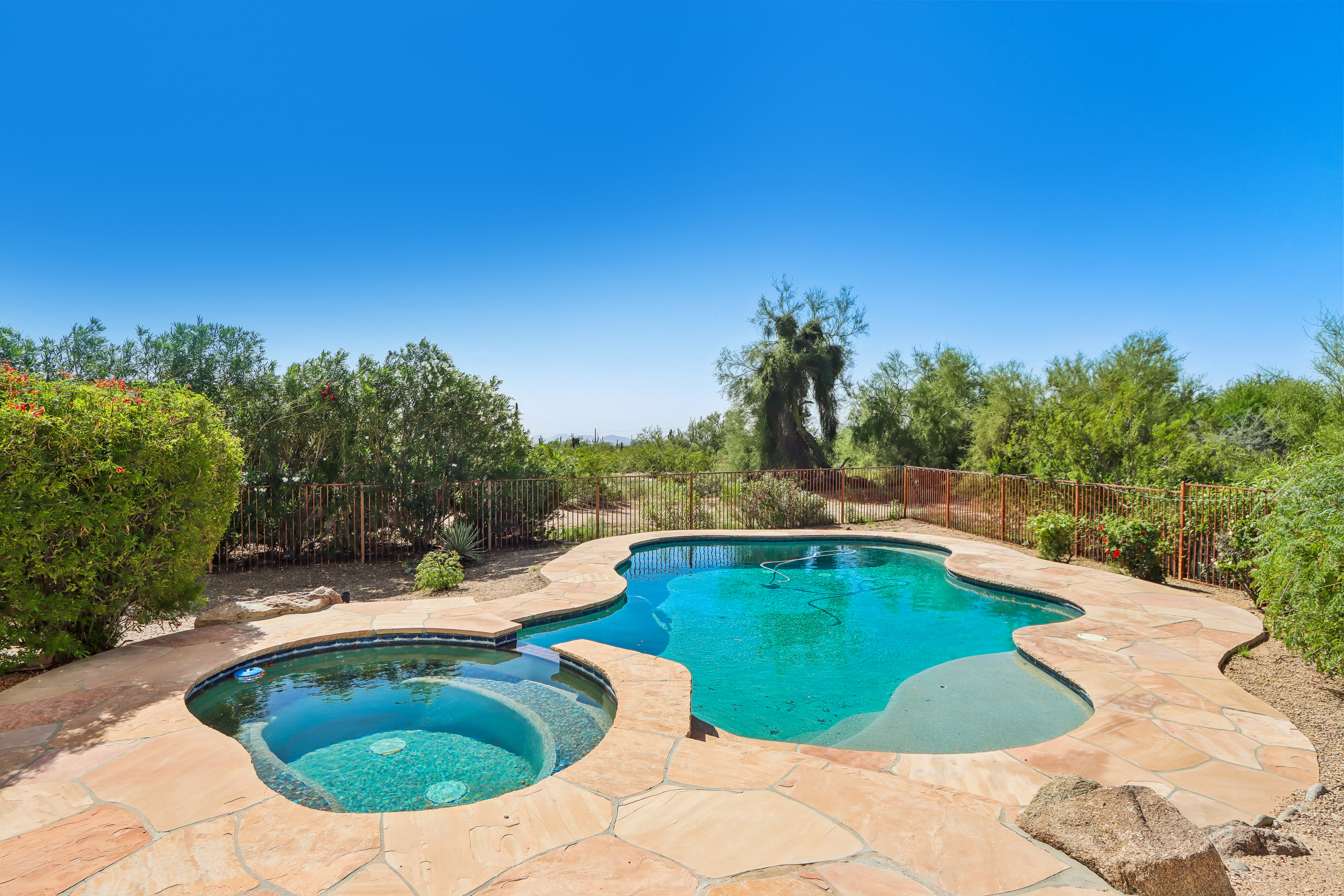 Photo 4 of 34 of 26666 N 62nd St, Scottsdale, AZ