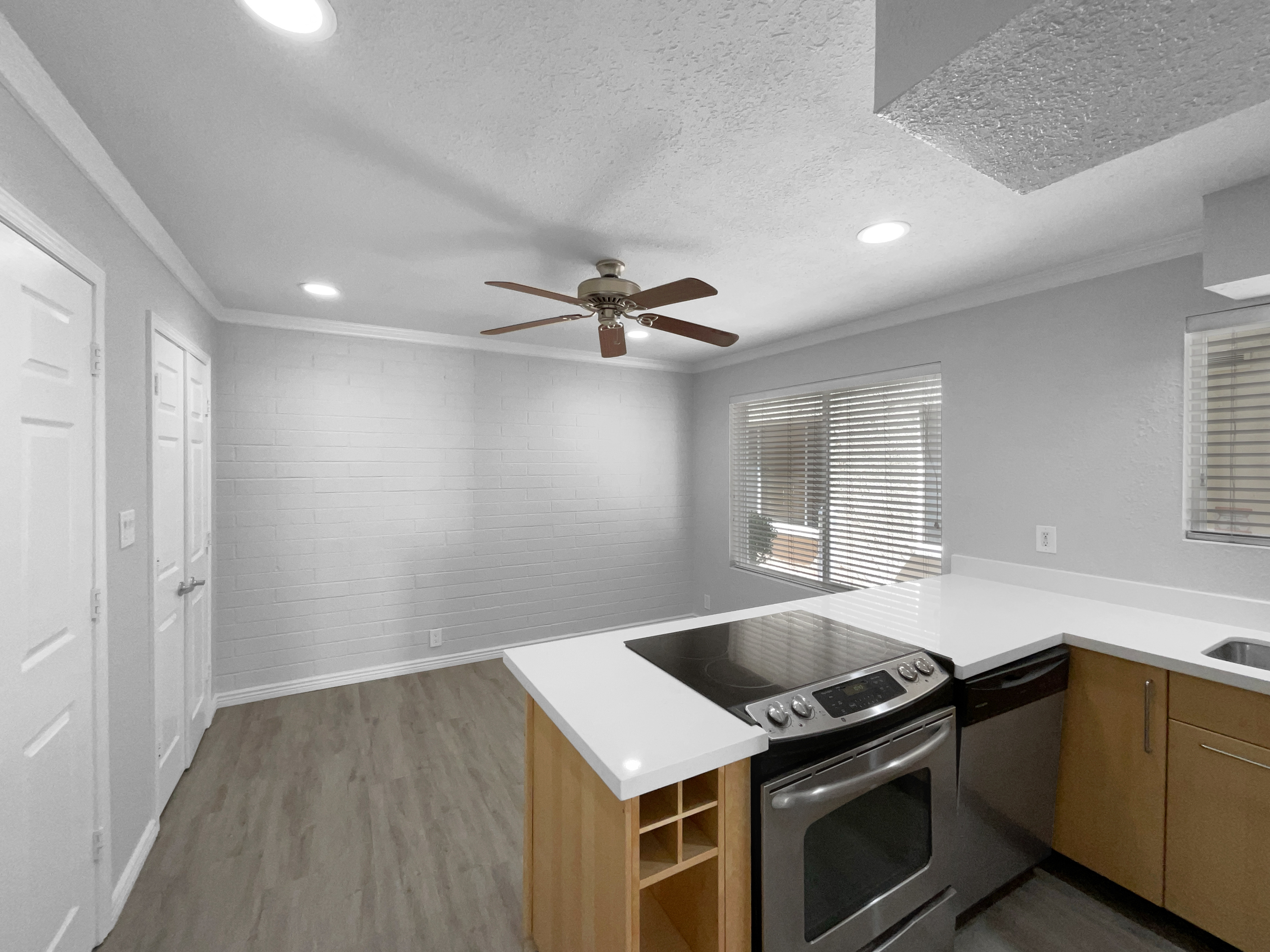 Photo 12 of 22 of 4925 N 73rd St, Scottsdale, AZ