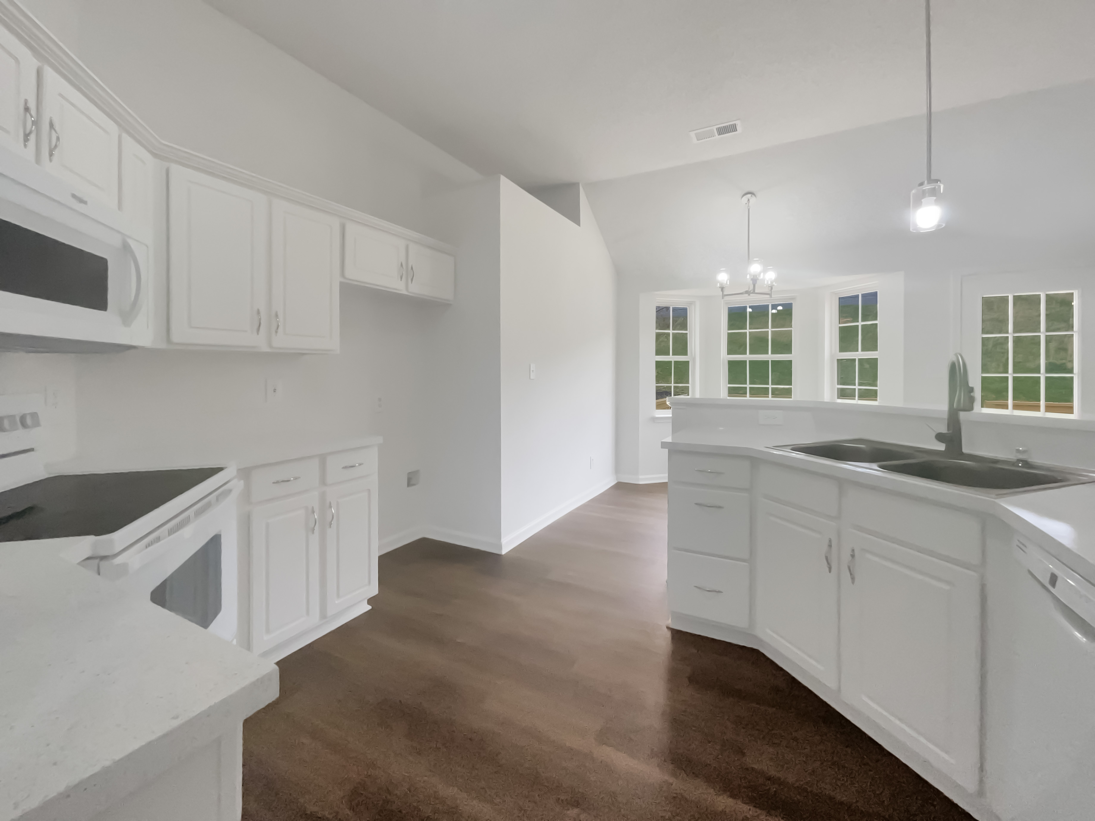 Photo 11 of 17 of 121 Shining Armor Ct, Mooresville, NC