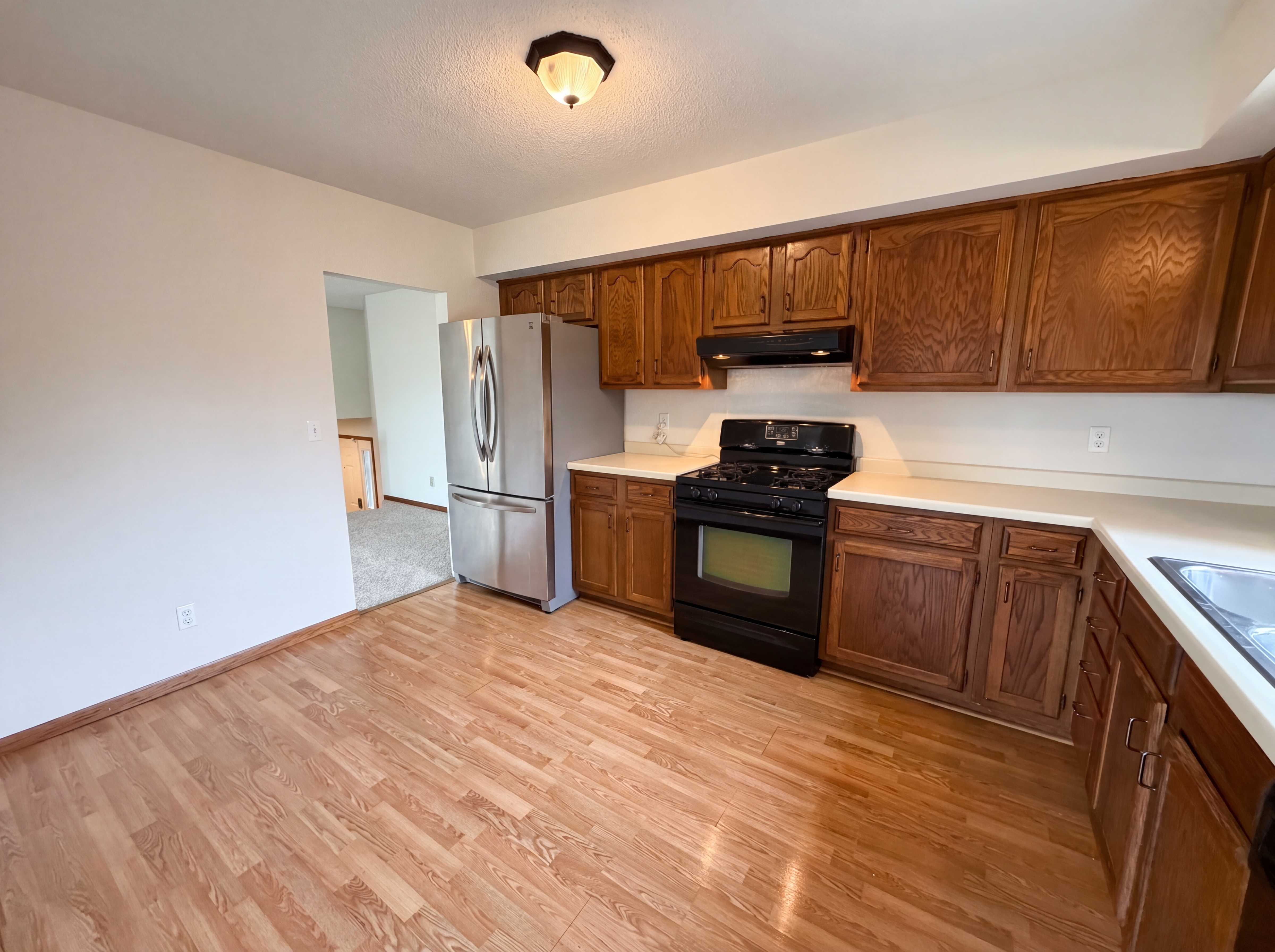 Photo 2 of 27 of 14012 Underclift St NW, Andover, MN