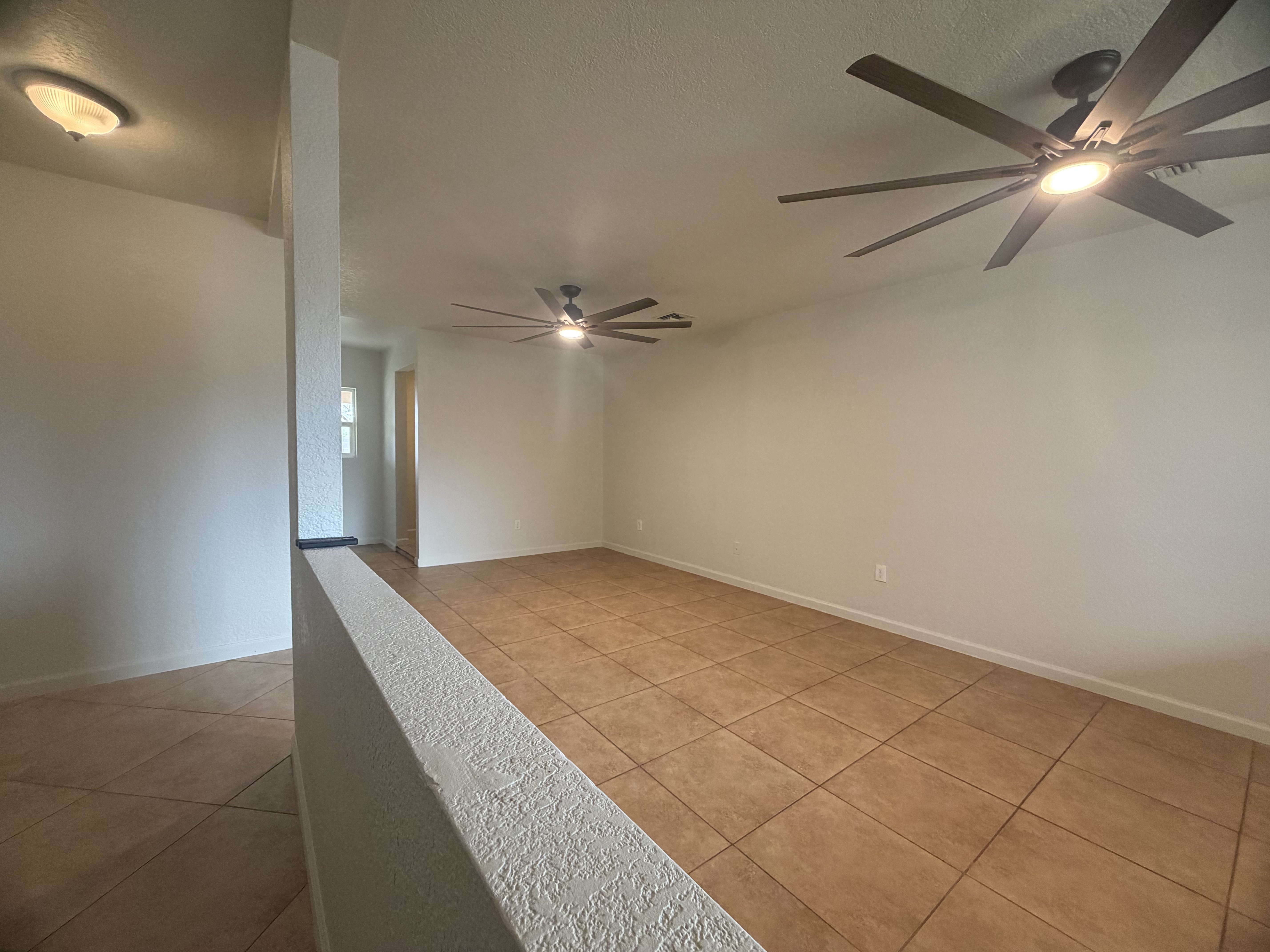 Photo 3 of 16 of 9919 E Magnolia St, Mesa, AZ