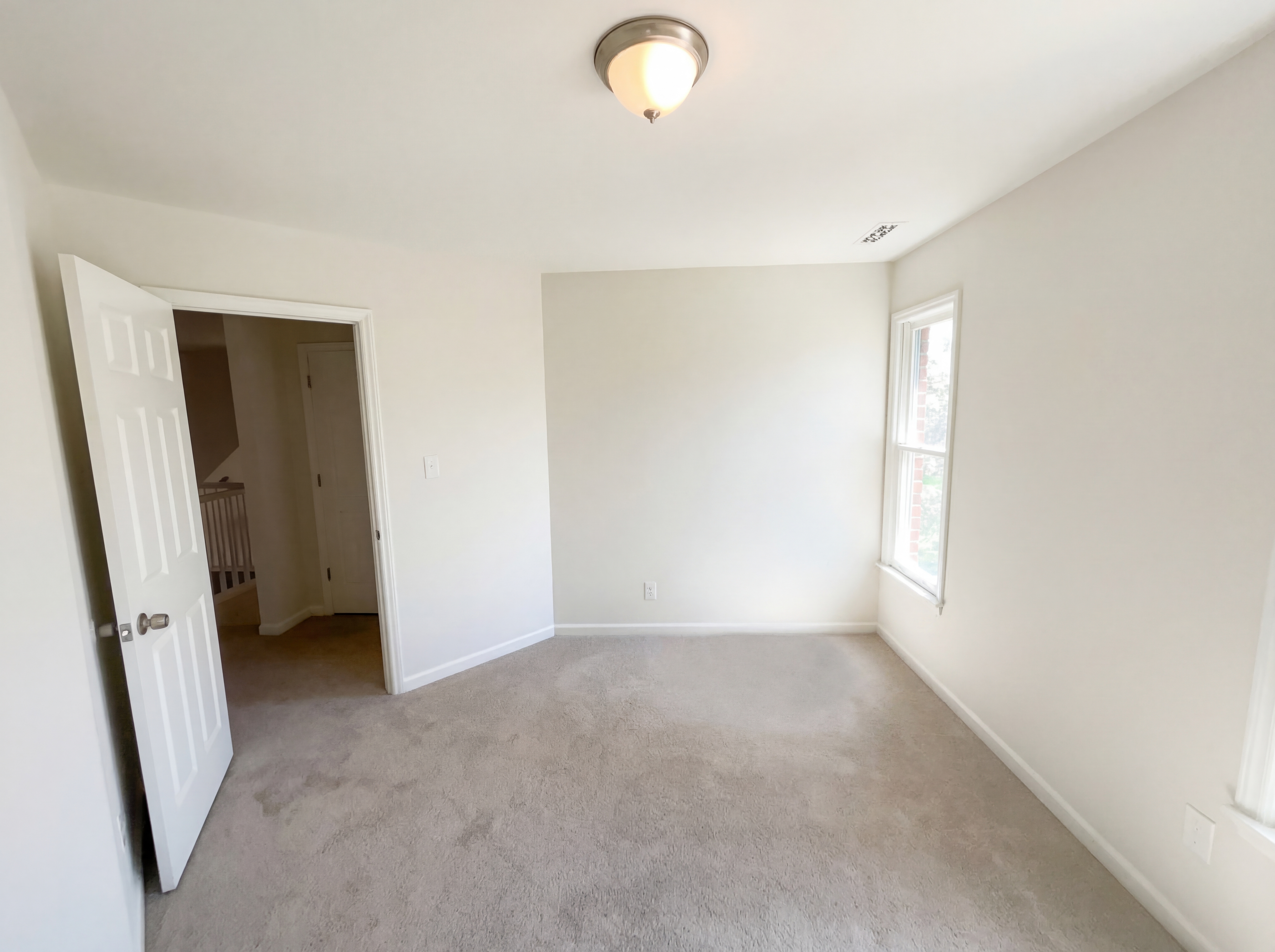 Photo 19 of 22 of 905 Kensal Green Dr, Kernersville, NC