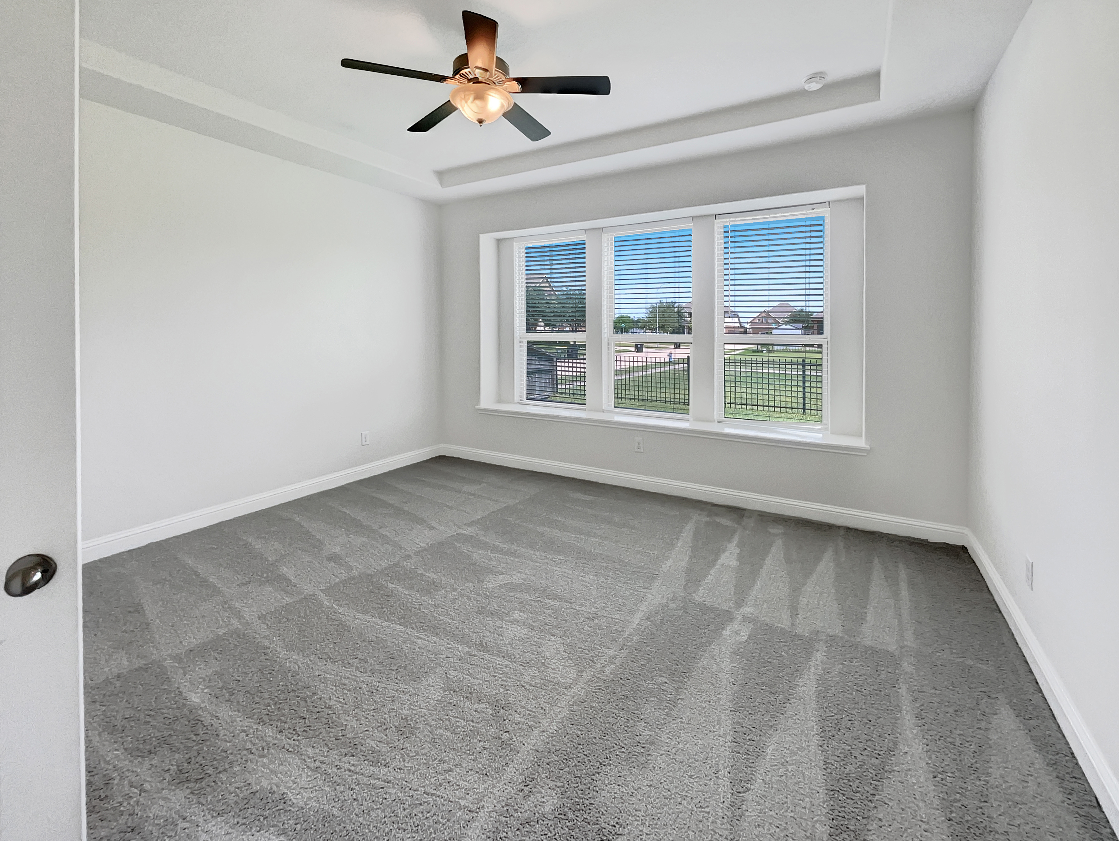 Photo 5 of 33 of 3627 Bartlett Way Dr, Pearland, TX