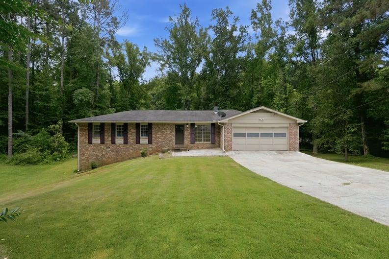 Property photo 1 of 639 Cedrick Ln