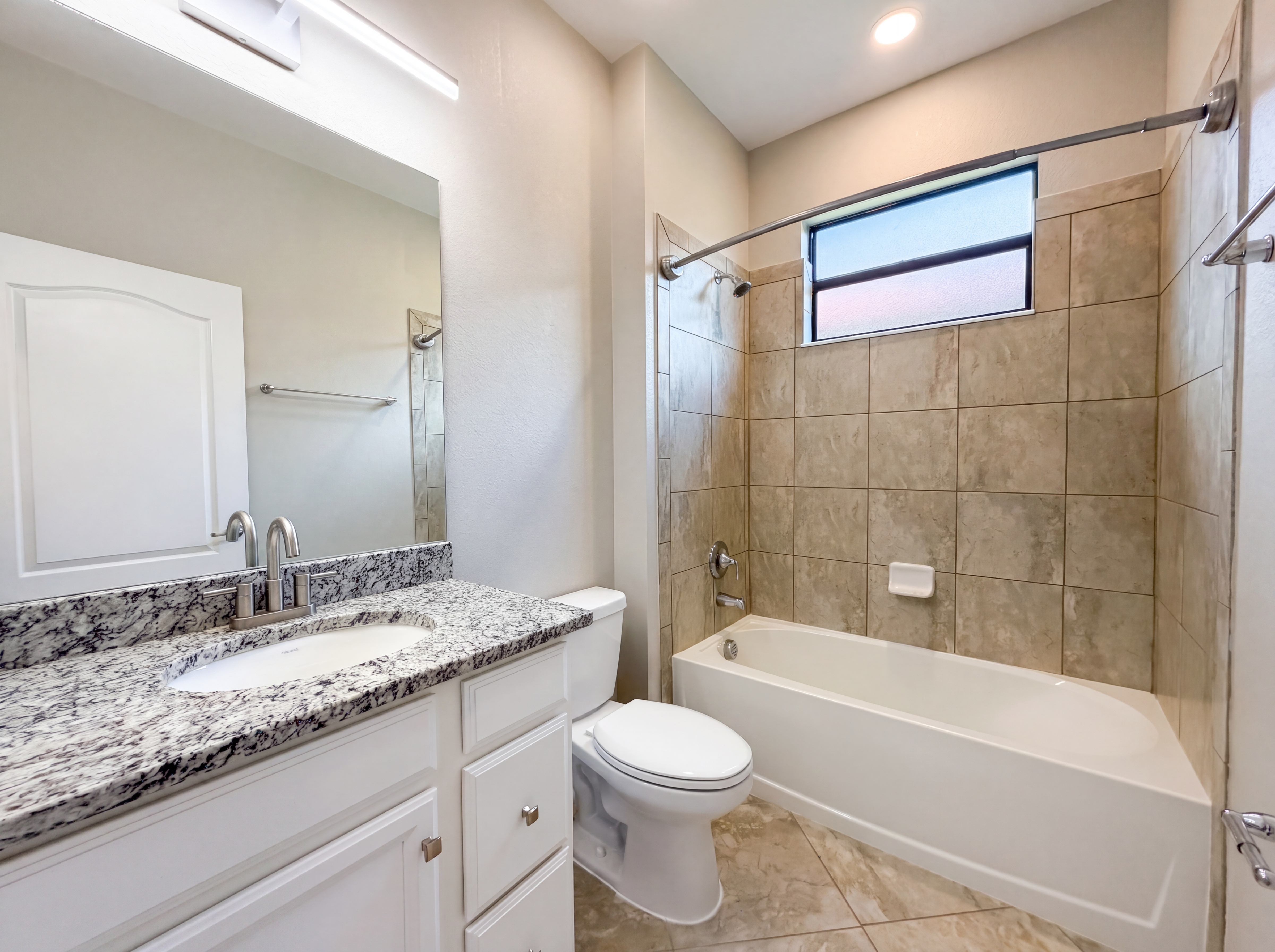 Photo 10 of 45 of 1588 Vizcaya Ln, Naples, FL