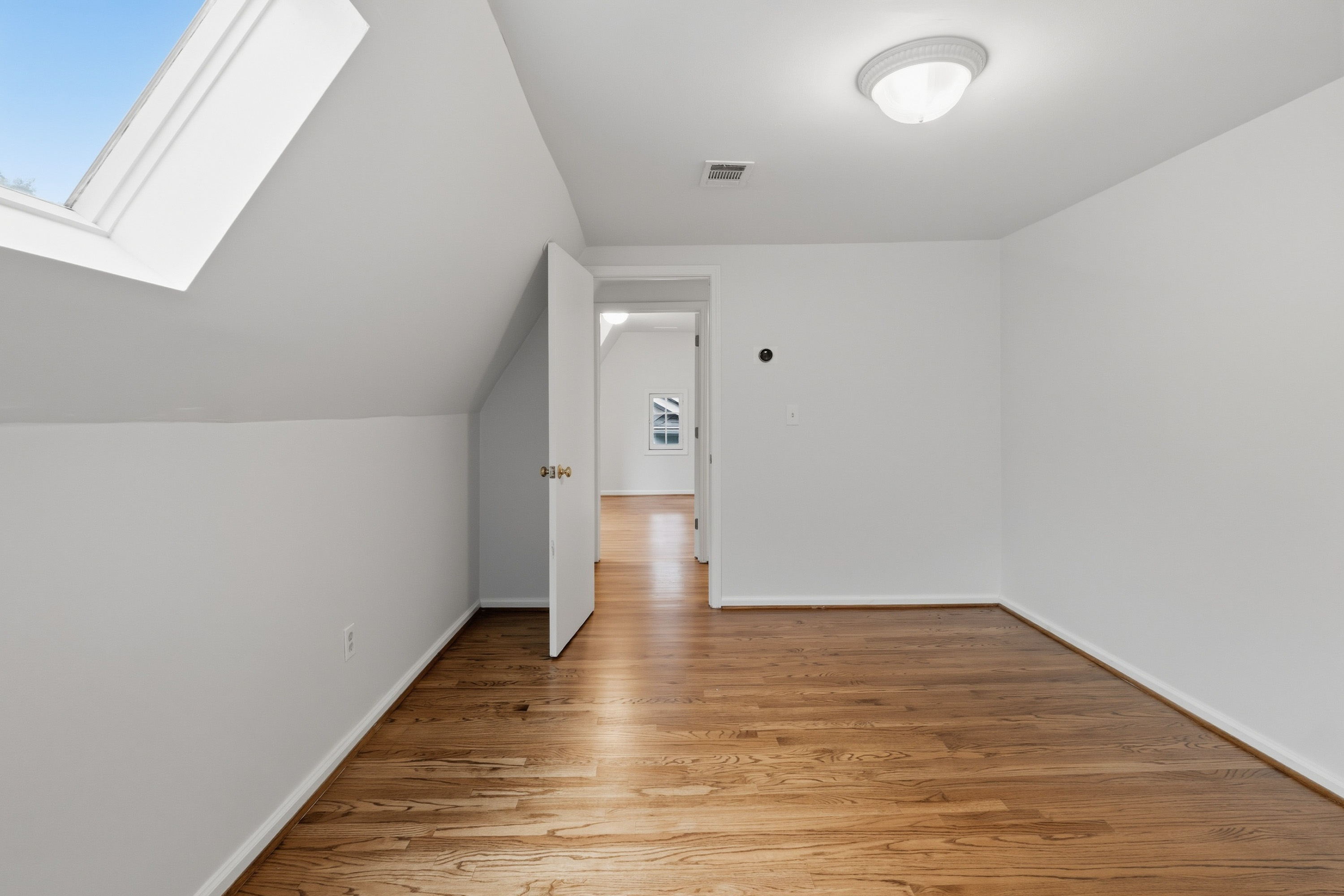 Photo 18 of 37 of 2666 Arbor Ave SE, Atlanta, GA