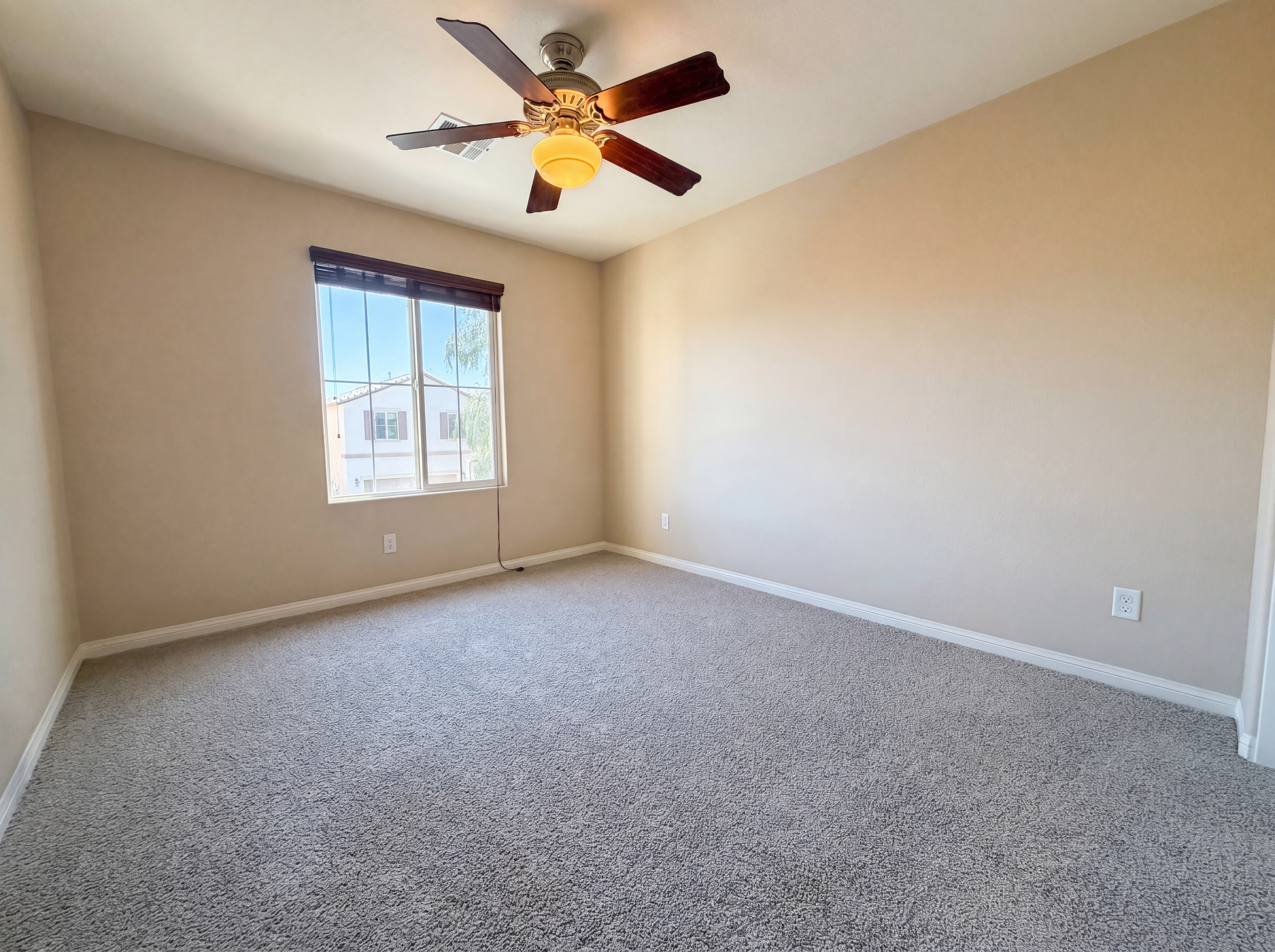 Photo 15 of 23 of 6472 Haypress Ct, Las Vegas, NV