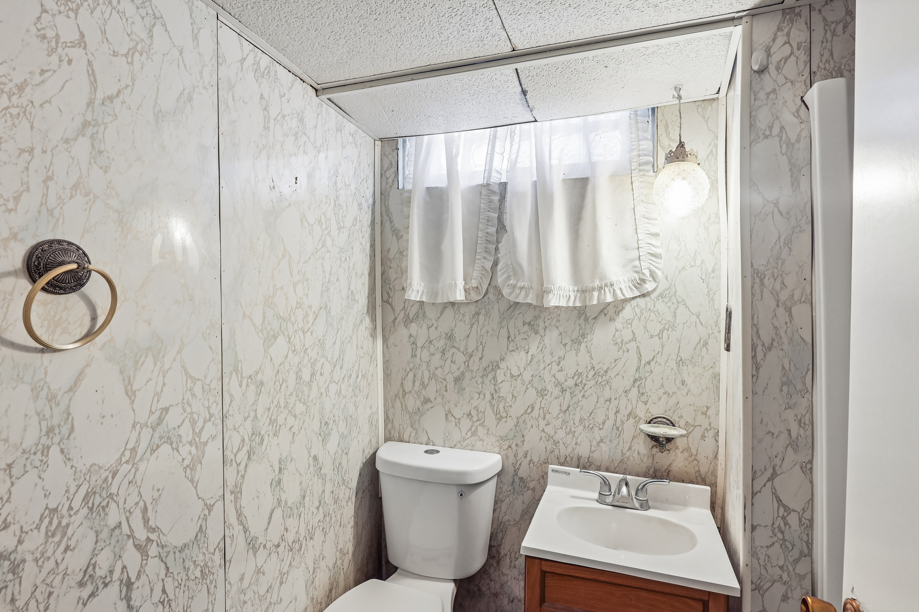 Photo 19 of 42 of 4071 Carondelet Dr, Dayton, OH