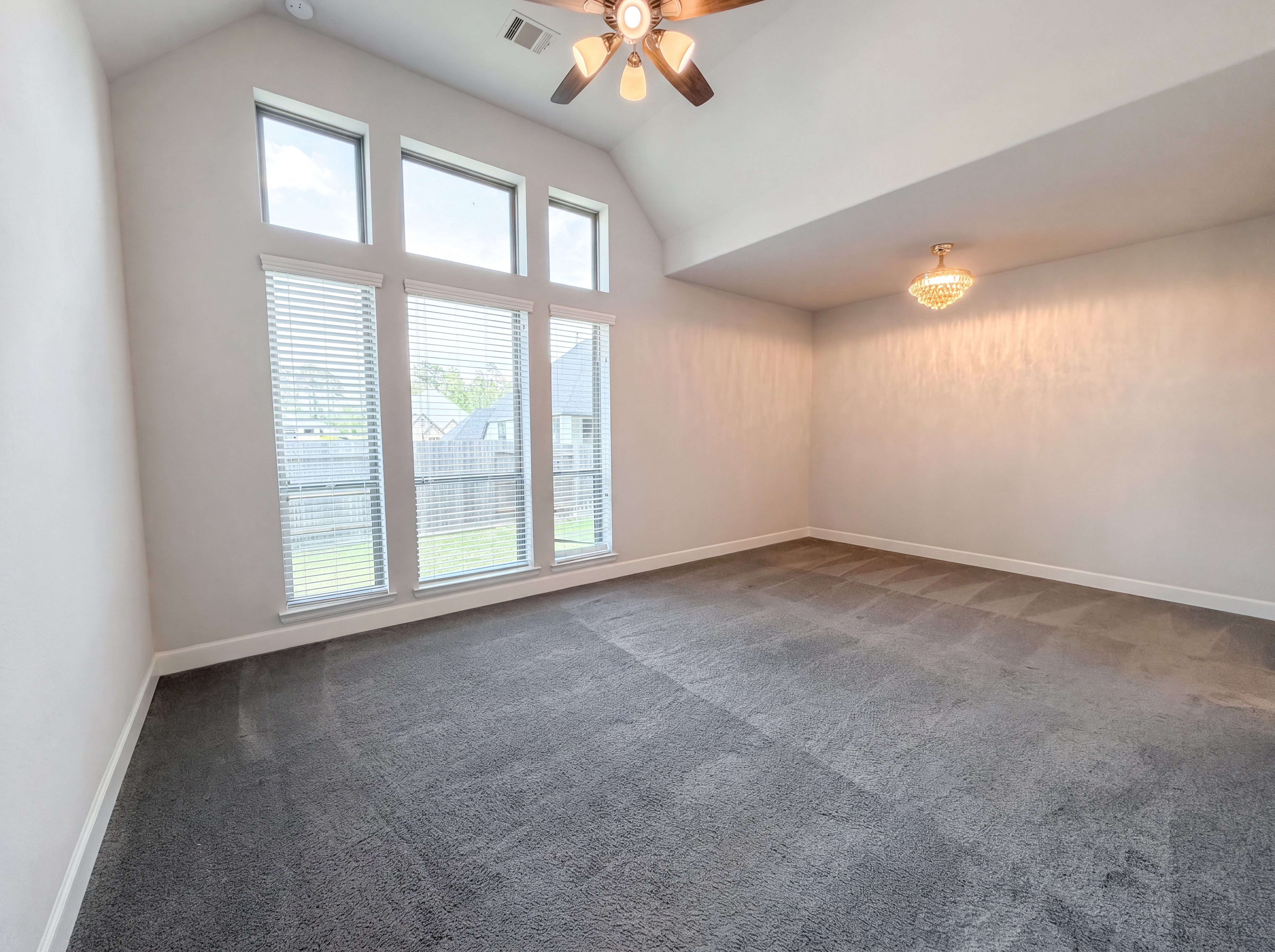 Photo 24 of 29 of 15418 Legacy Park Way, Pinehurst, TX