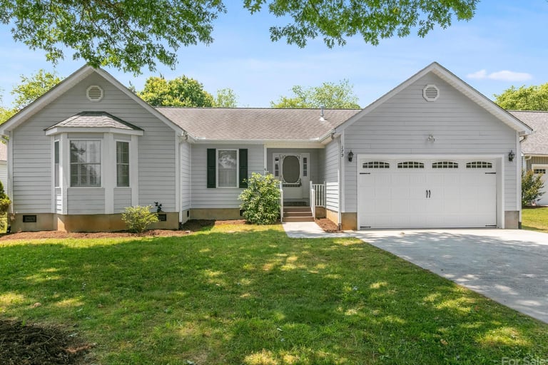 179 Kingfisher Ln, Mills River, NC 28759 Opendoor