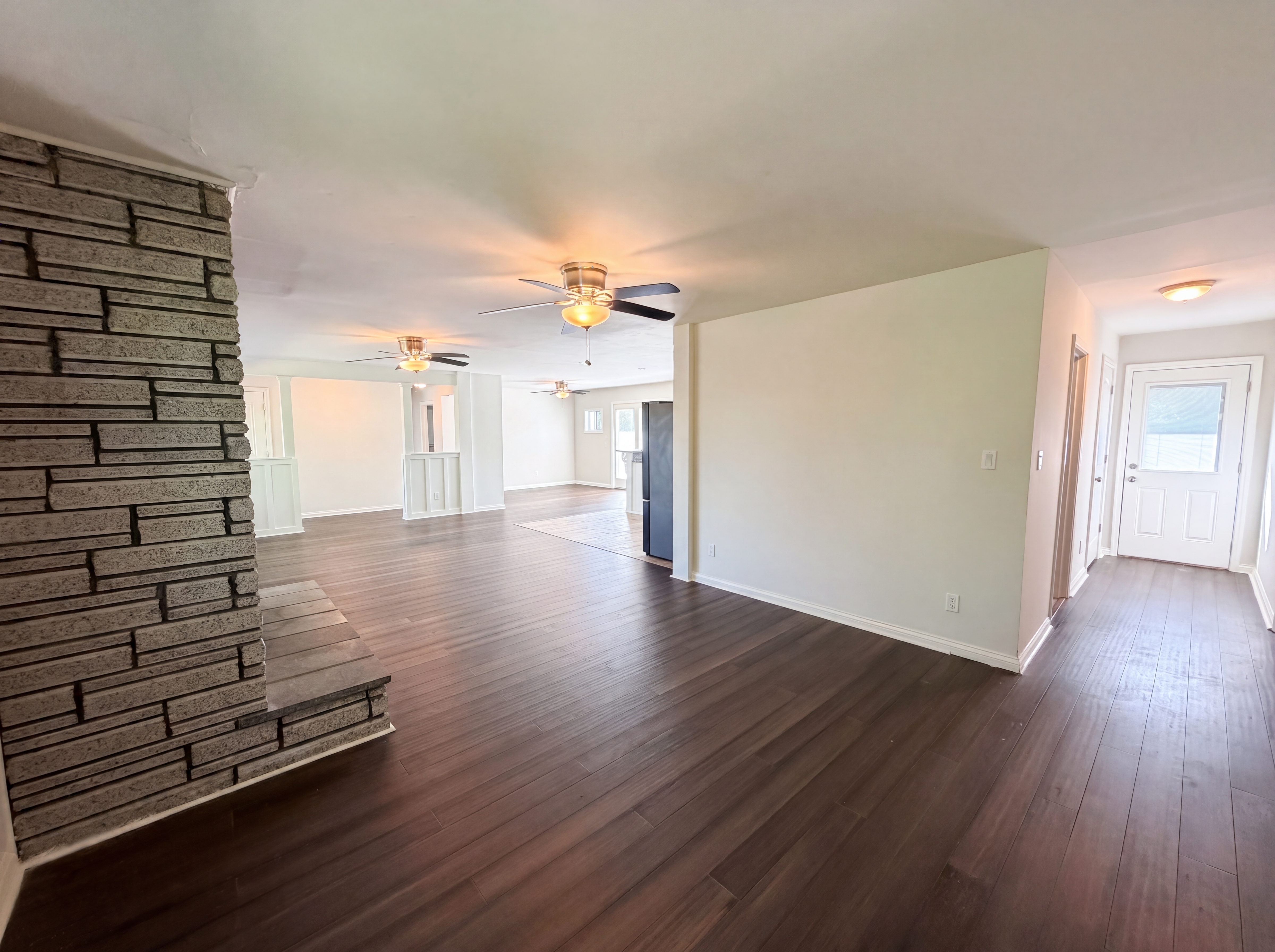Photo 10 of 29 of 1204 Britton Dr, Knoxville, TN