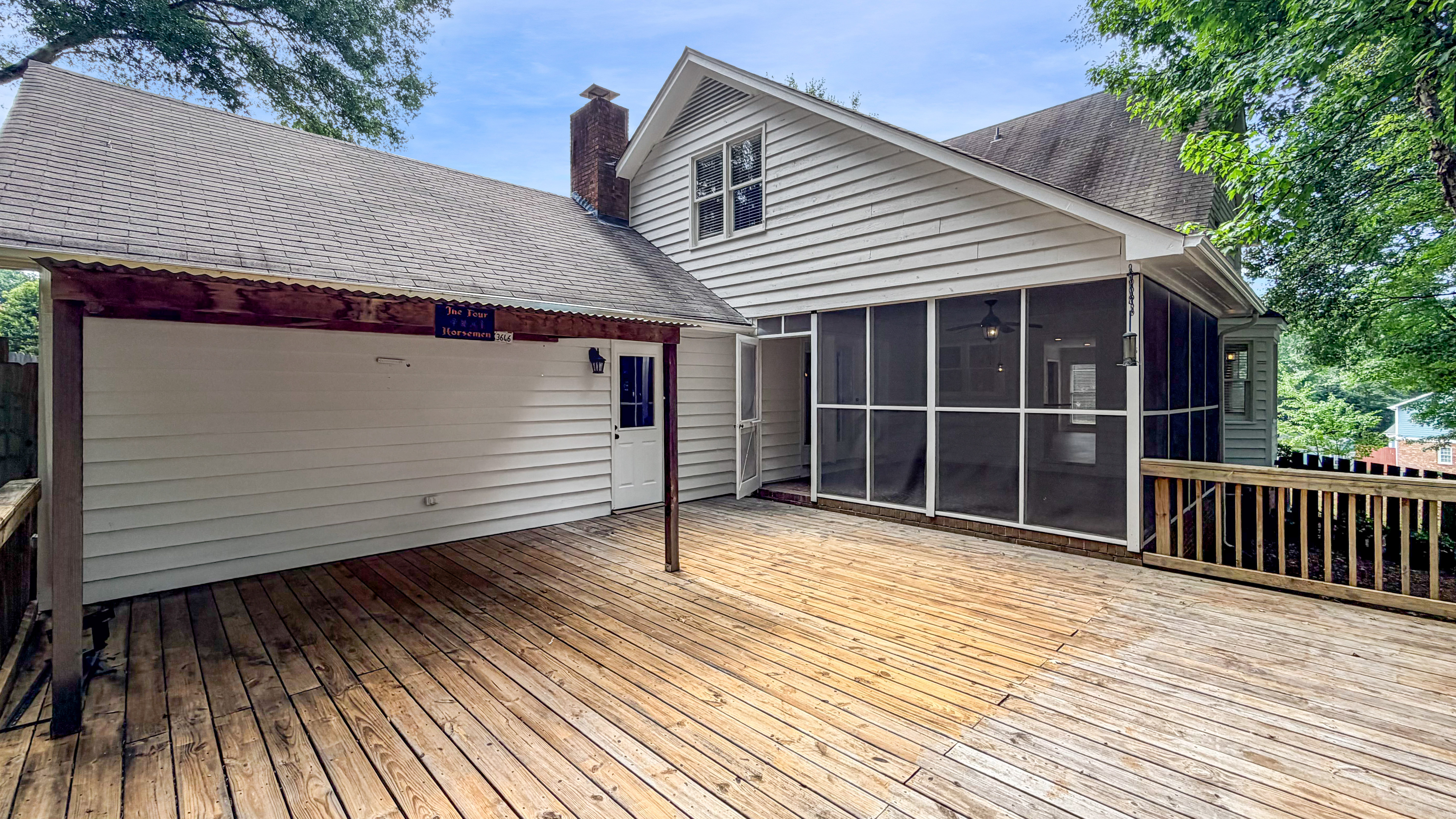 Photo 5 of 21 of 16539 Grapperhall Dr, Huntersville, NC