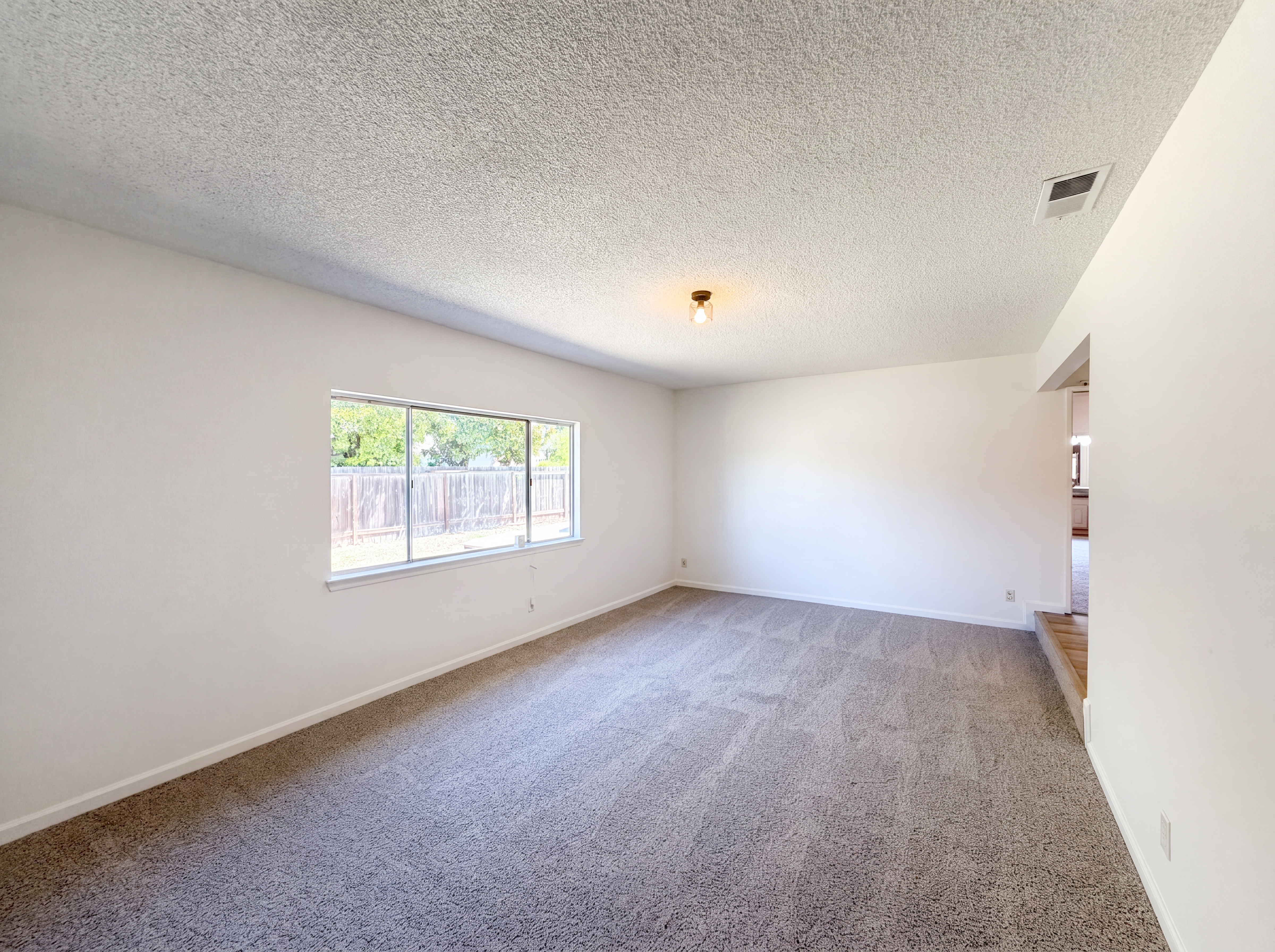 Photo 11 of 38 of 8845 Los Olivas Ct, Stockton, CA