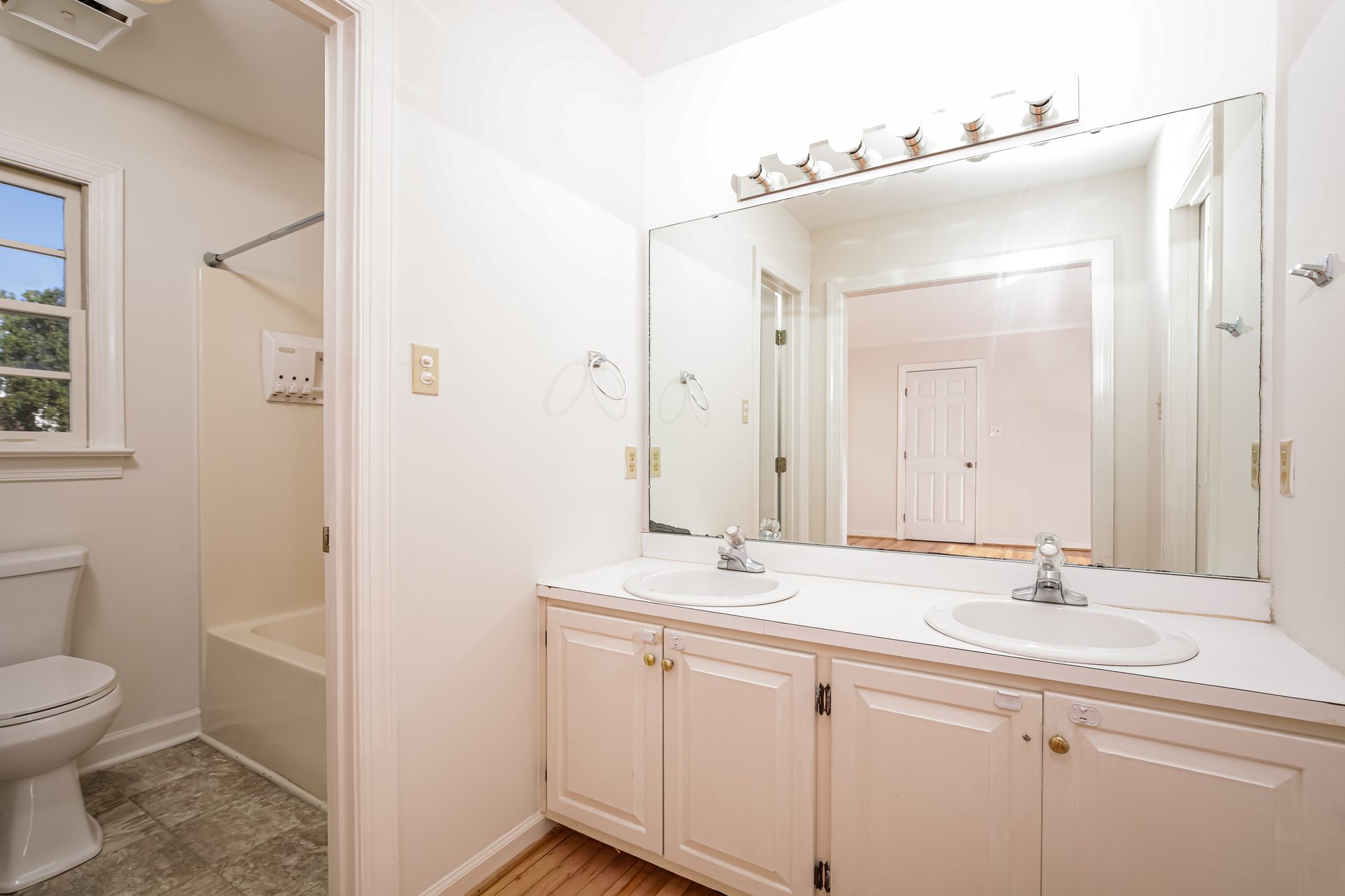 Photo 12 of 21 of 307 Hearthstone Dr, Nashville, NC