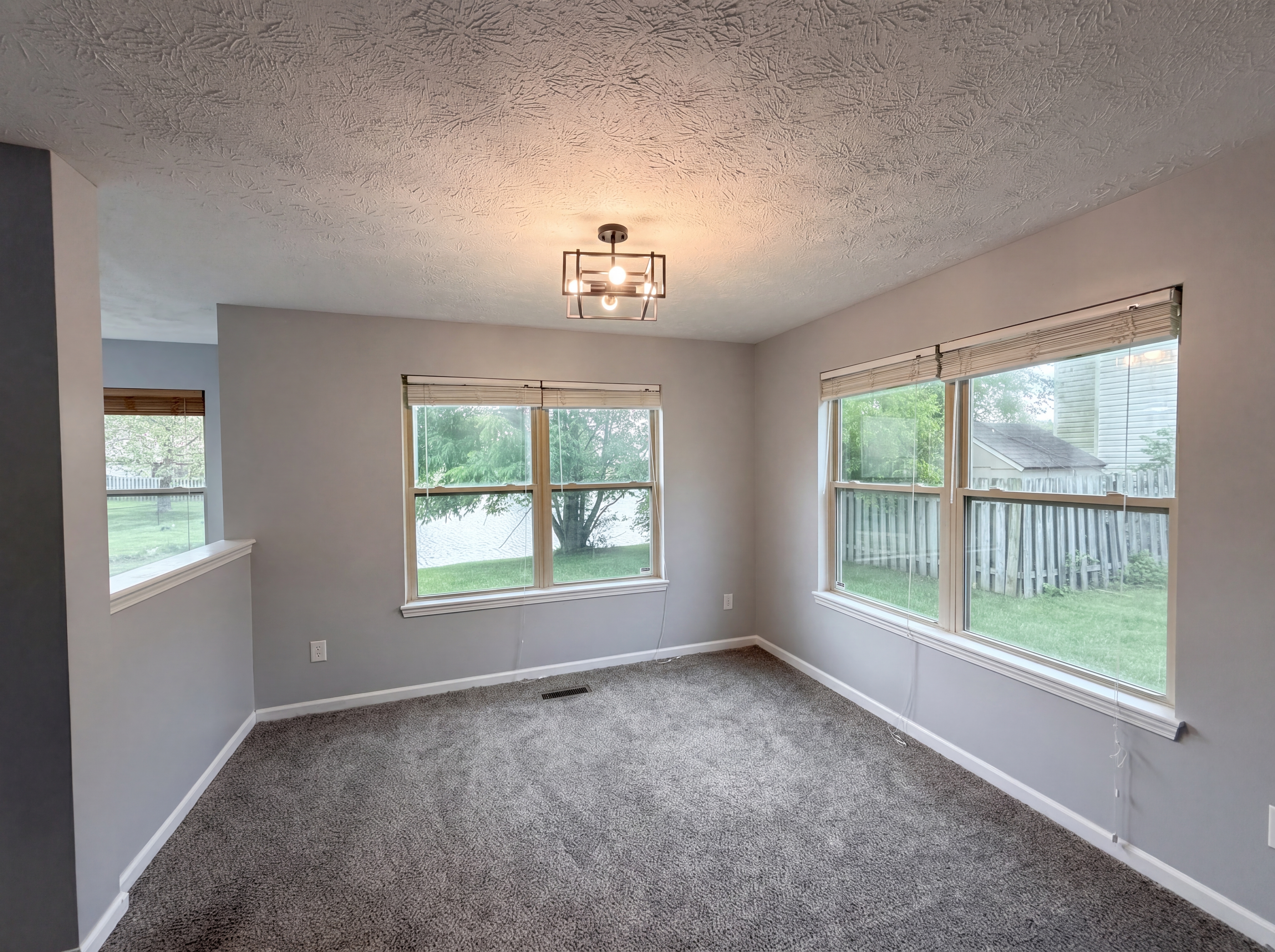 Photo 9 of 21 of 1947 Breman Ln, Indianapolis, IN