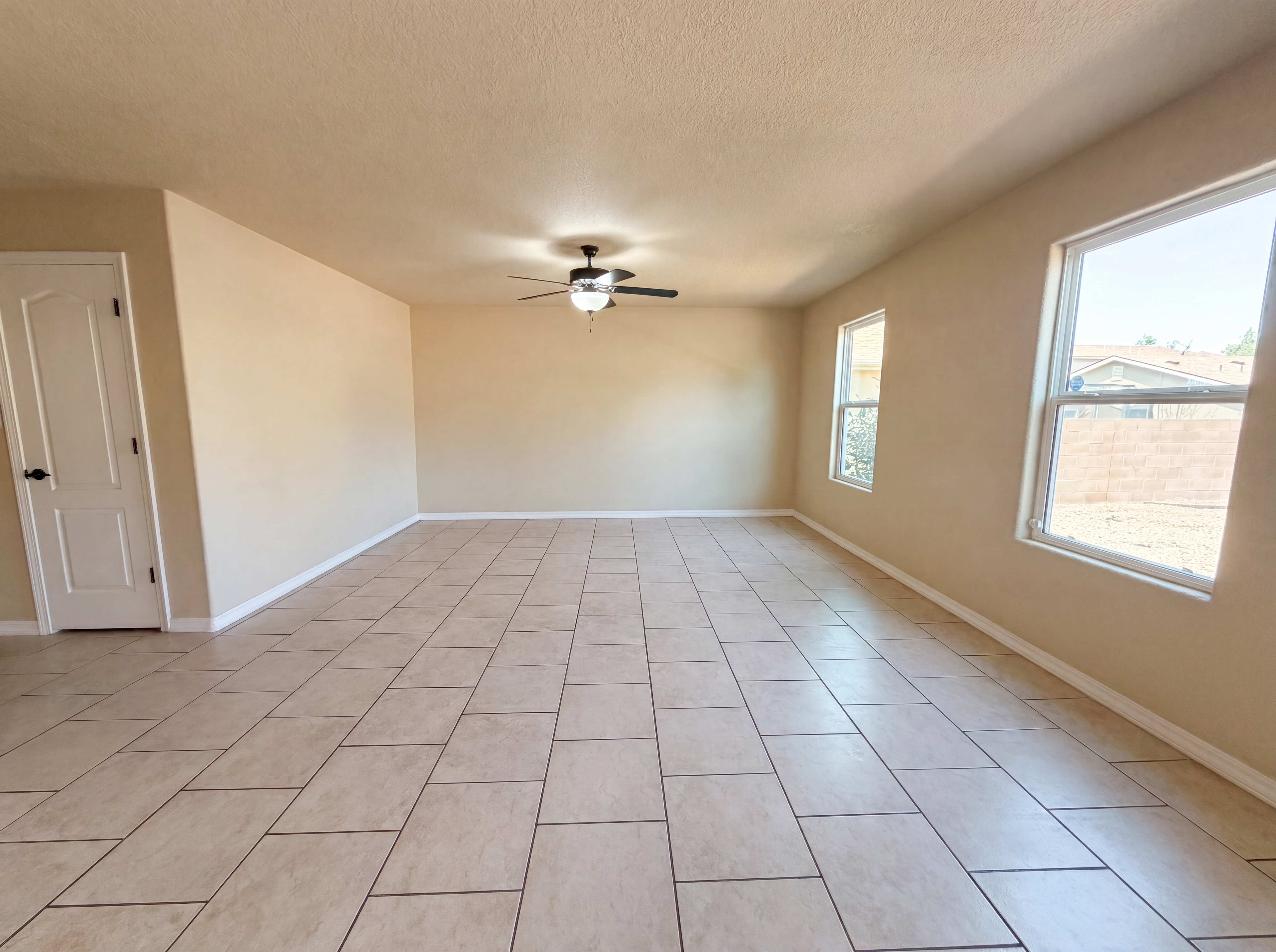 Photo 7 of 26 of 1309 Spruce Meadows Dr NE, Rio Rancho, NM