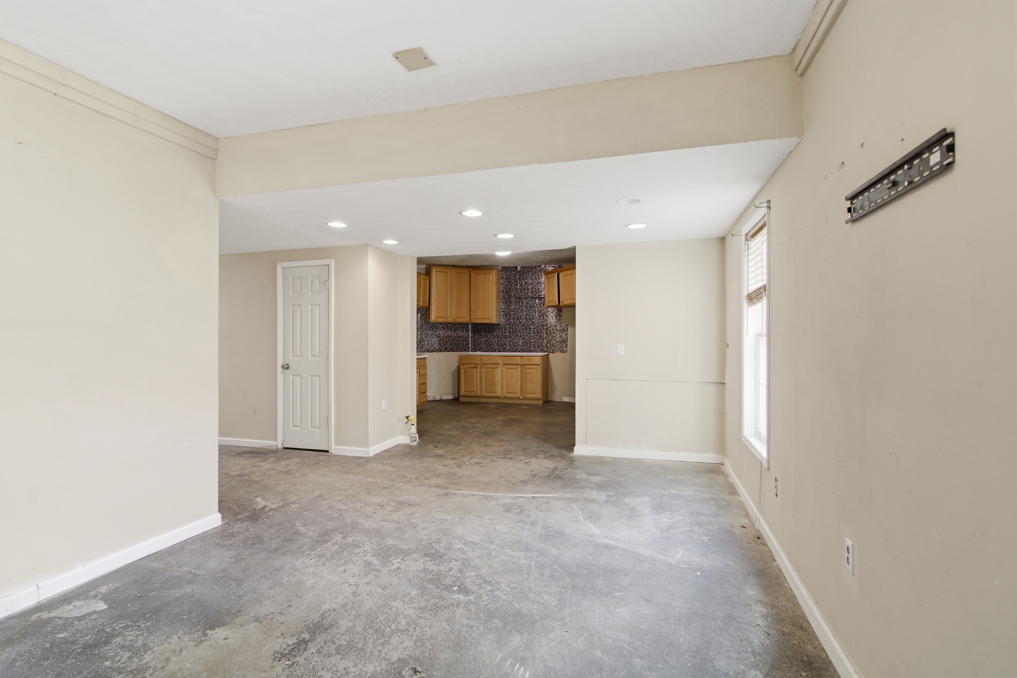 Photo 49 of 61 of 1028 River Forest Pt, Lawrenceville, GA