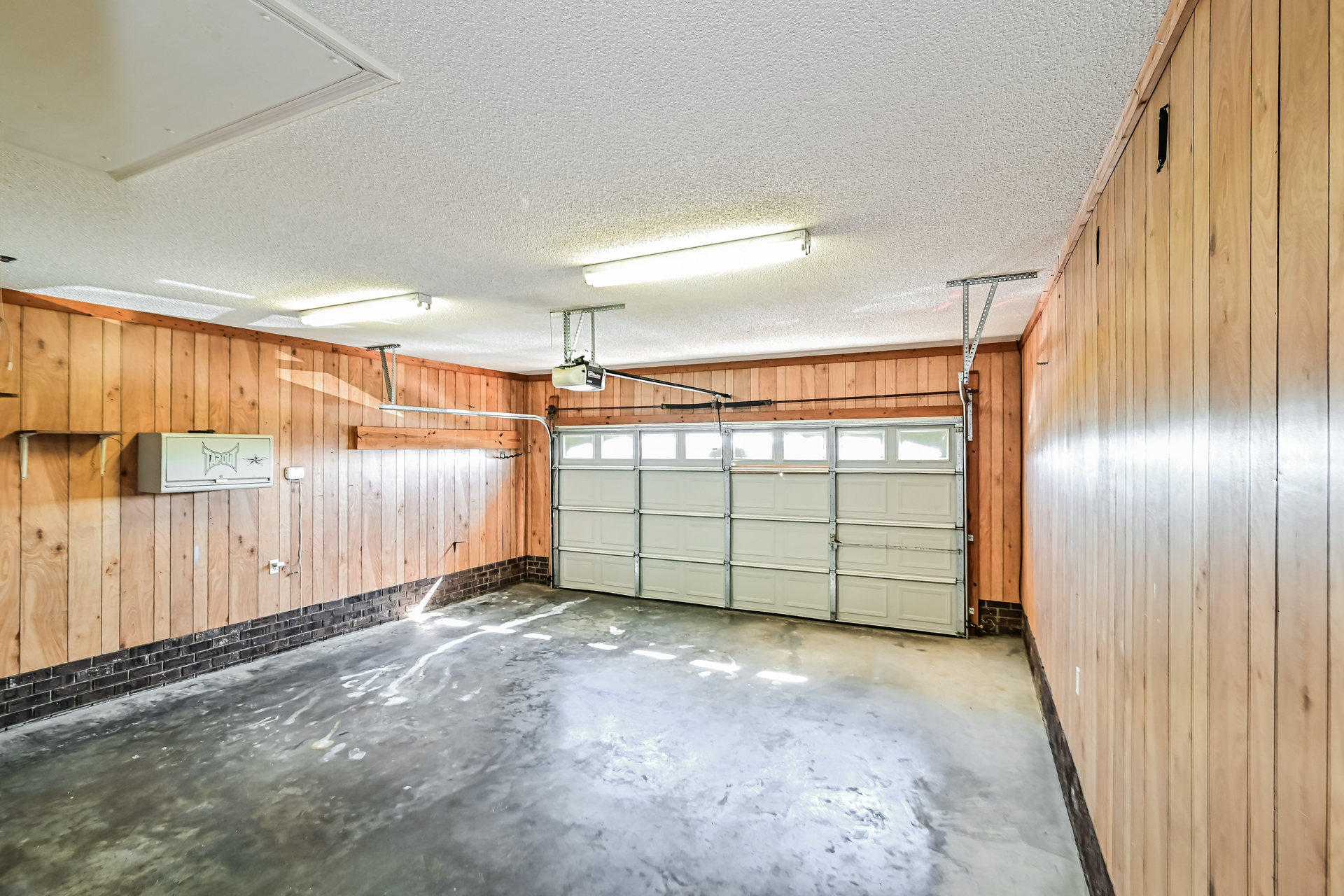Photo 19 of 21 of 3430 Tucker St, Dalzell, SC