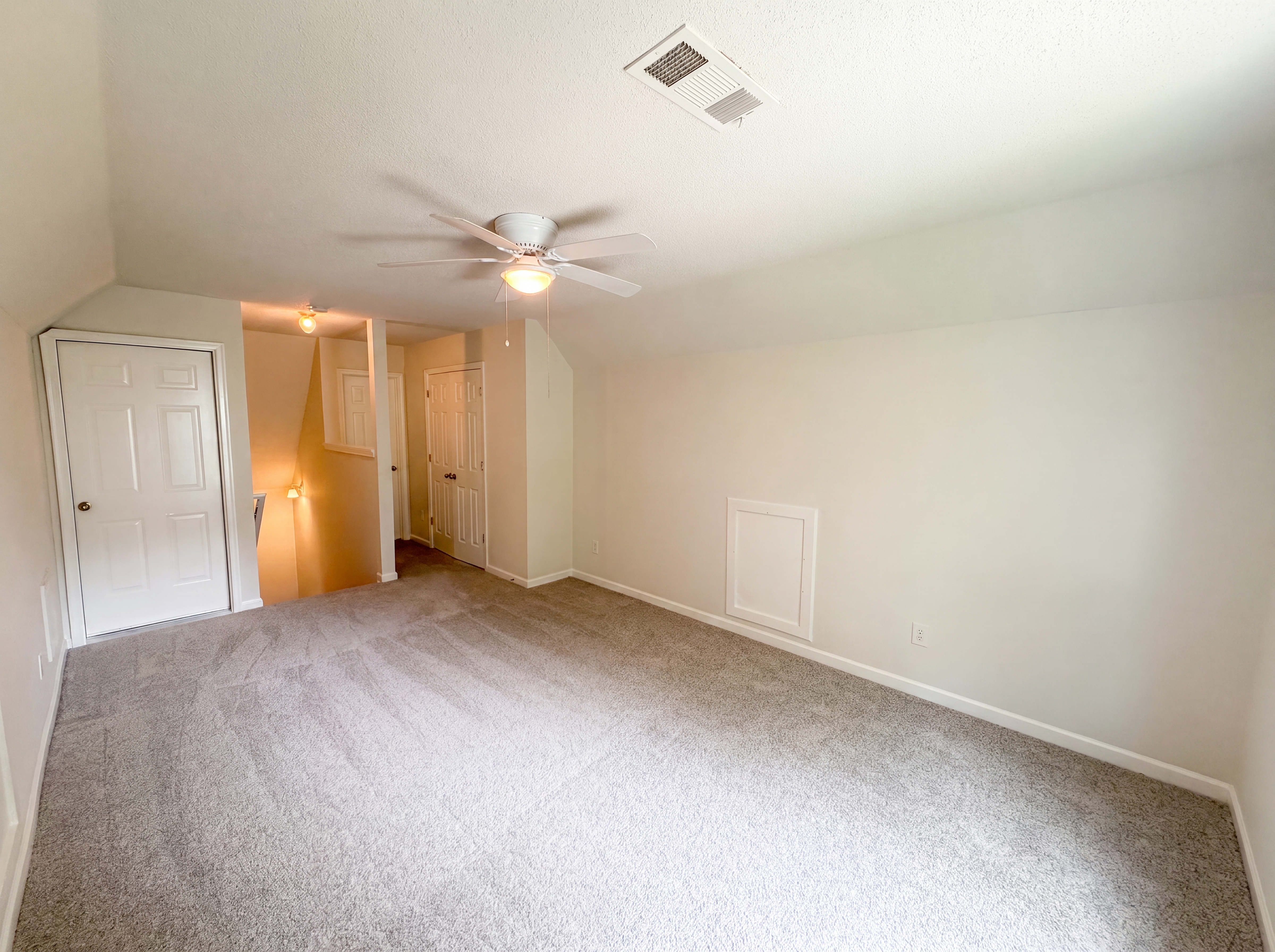 Photo 16 of 27 of 108 Legend Creek Dr, Canton, GA