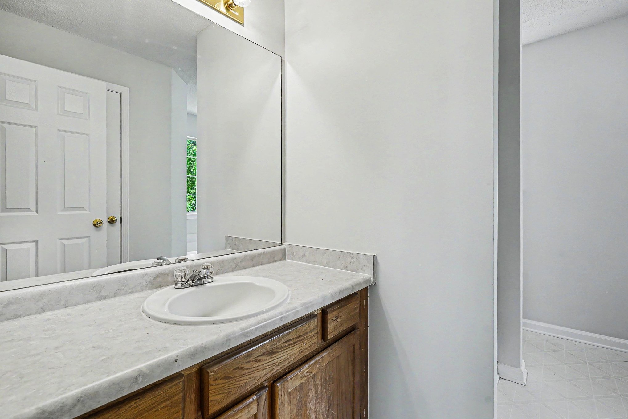 Photo 13 of 19 of 4967 McKinley Dr, Lula, GA