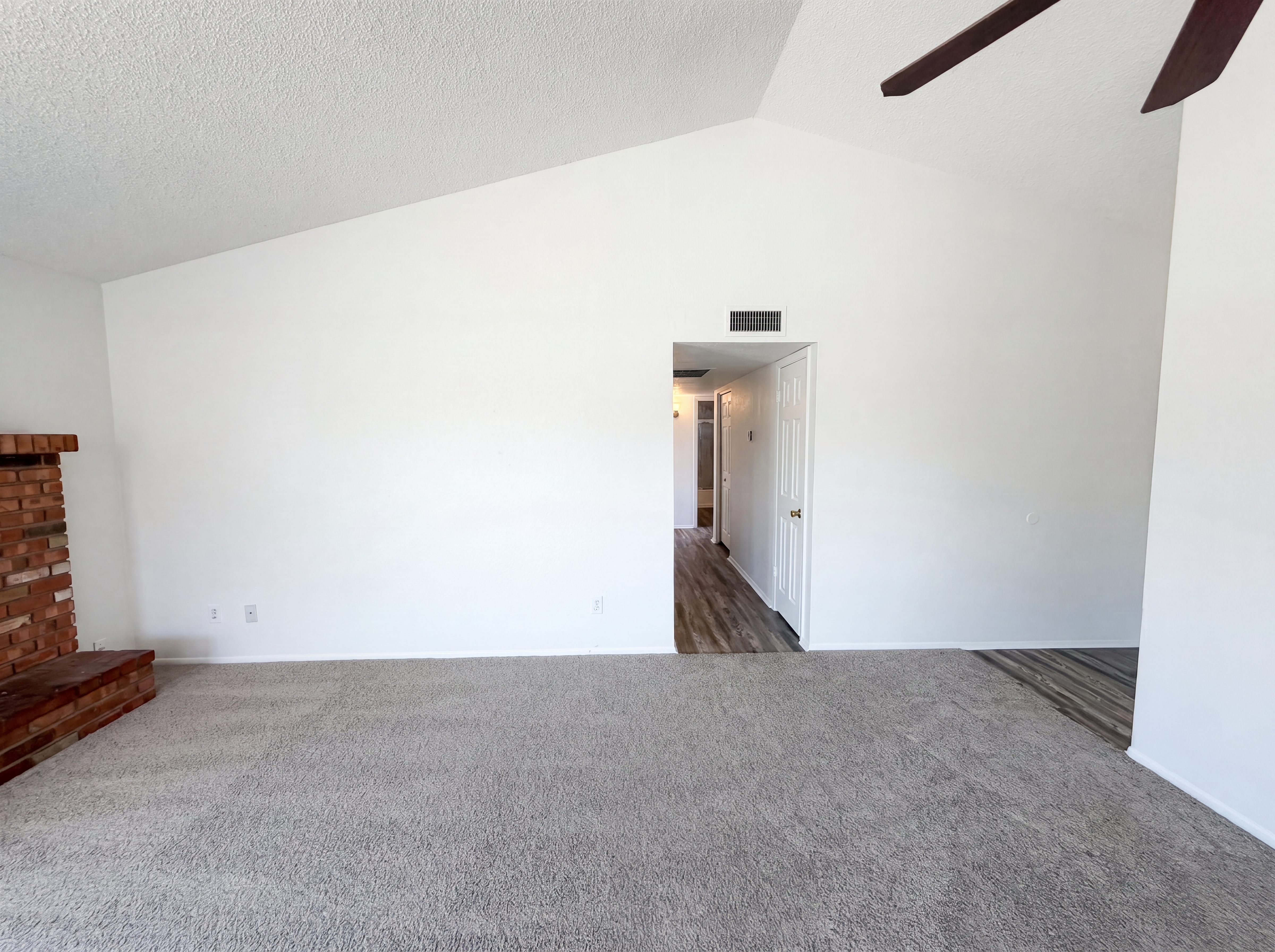 Photo 6 of 24 of 6703 W Sierra St, Peoria, AZ