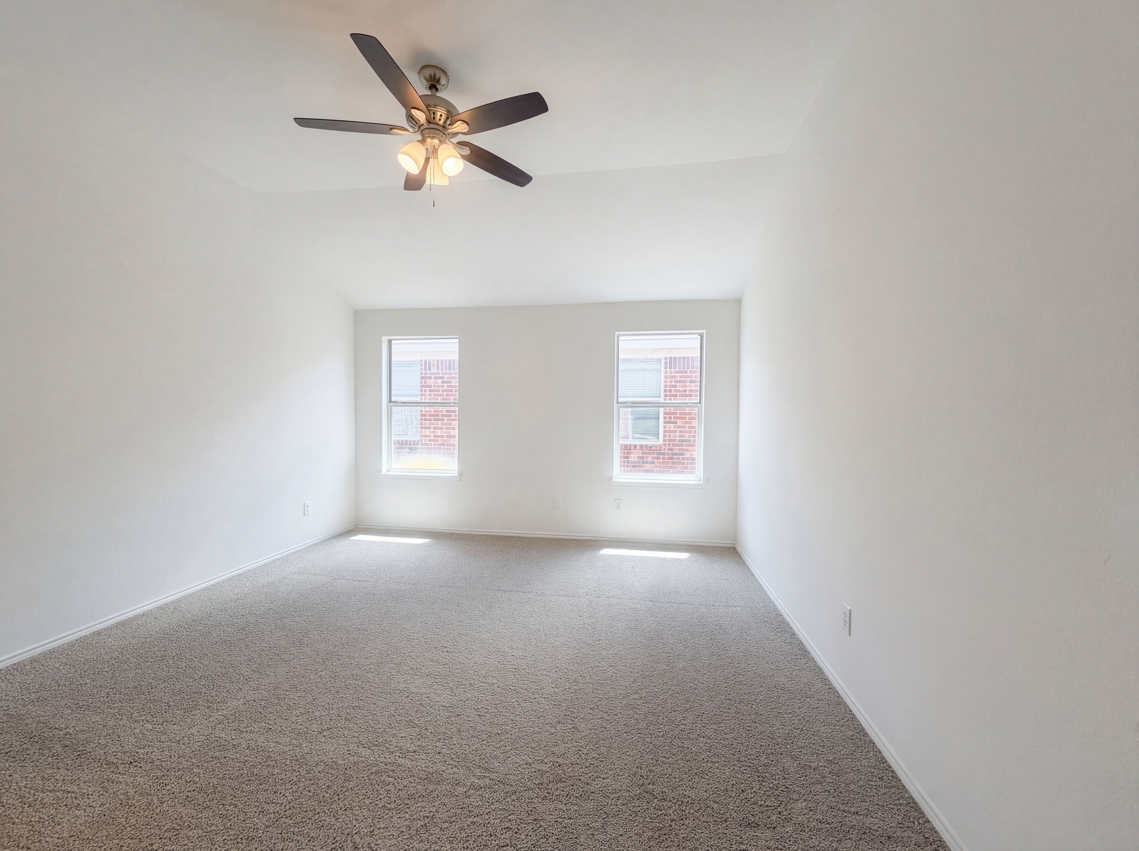Photo 15 of 19 of 2563 Taos Dr, Grand Prairie, TX