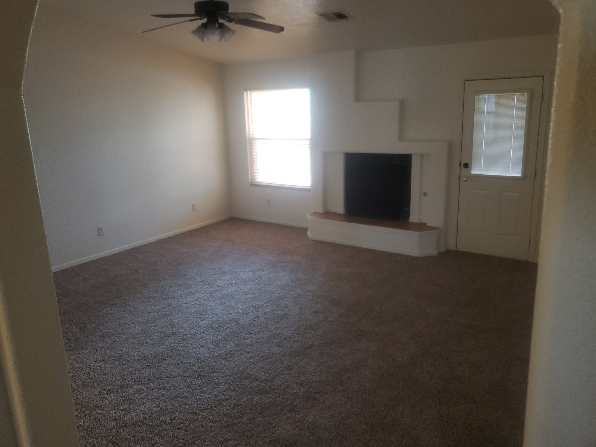 Photo 11 of 28 of 1039 Aguilera Ct, Las Cruces, NM