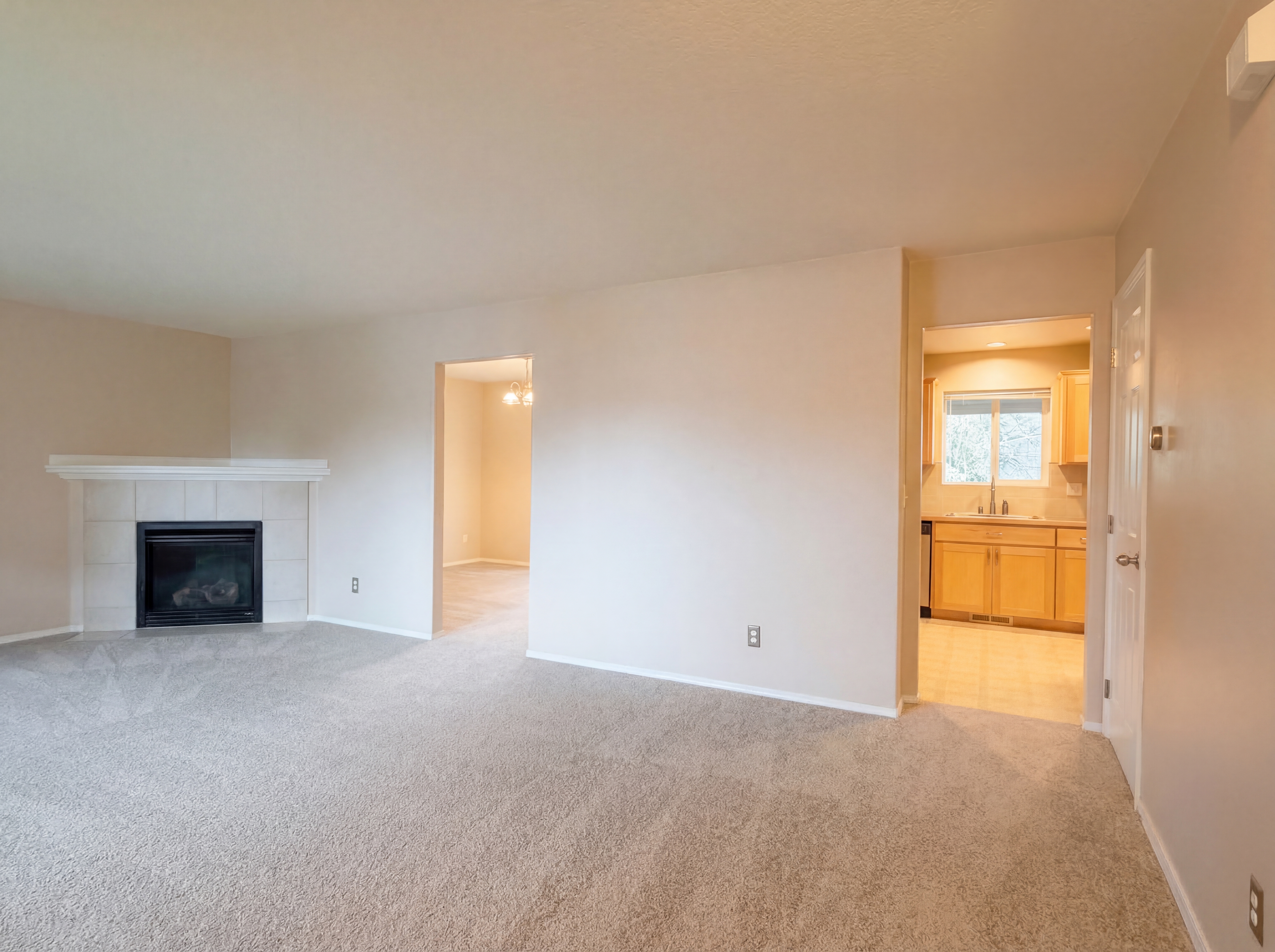 Photo 11 of 27 of 35056 Whitetail Ave, Saint Helens, OR