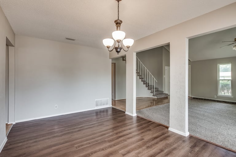 Photo 8 of 26 - 1826 Caldwell Dr, Garland, TX 75041