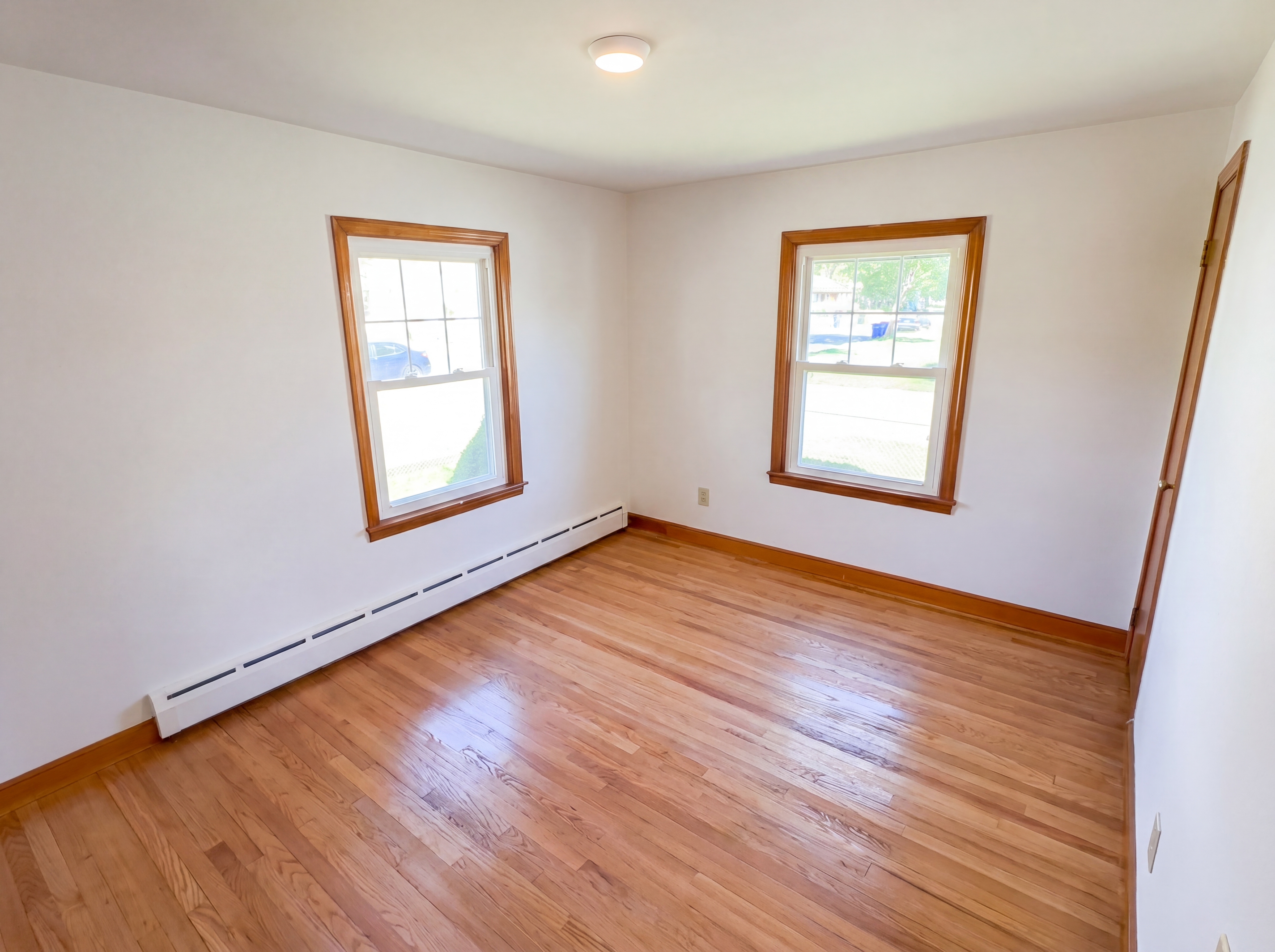Photo 4 of 17 of 41 Hicks St, Chicopee, MA