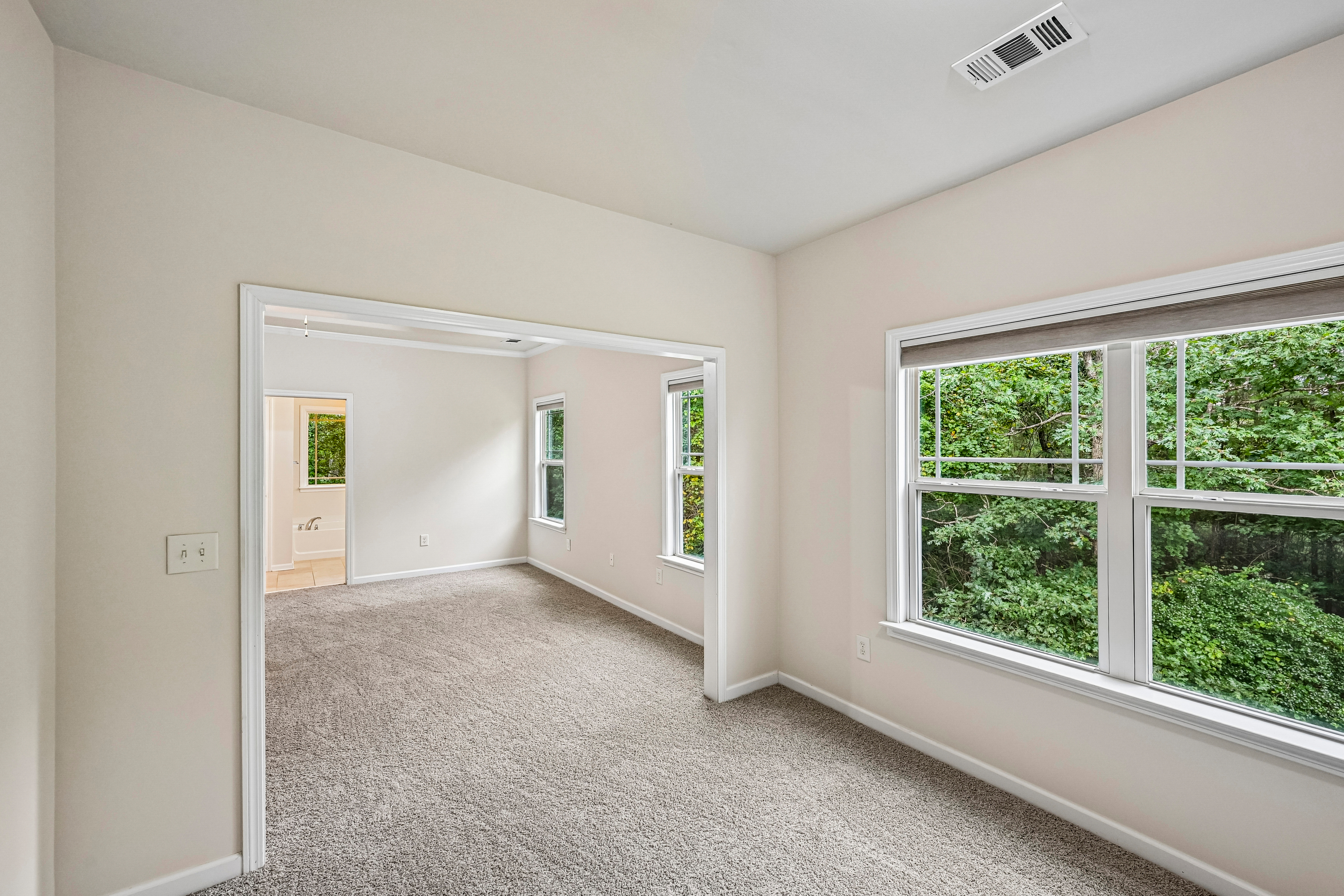 Photo 18 of 45 of 261 Potomac Dr, Dallas, GA