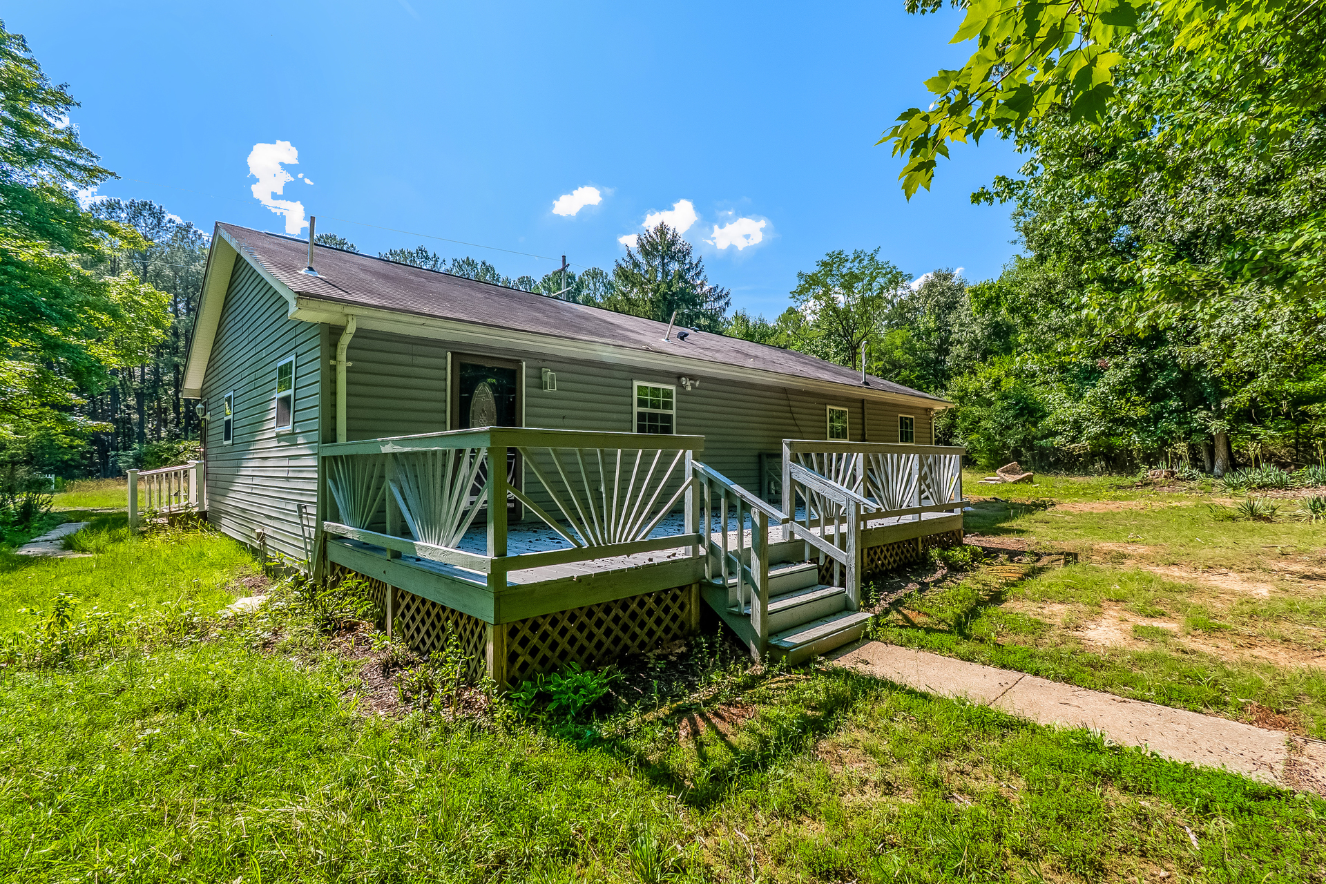 Photo 5 of 20 of 9380 Crystal Ln, Bel Alton, MD