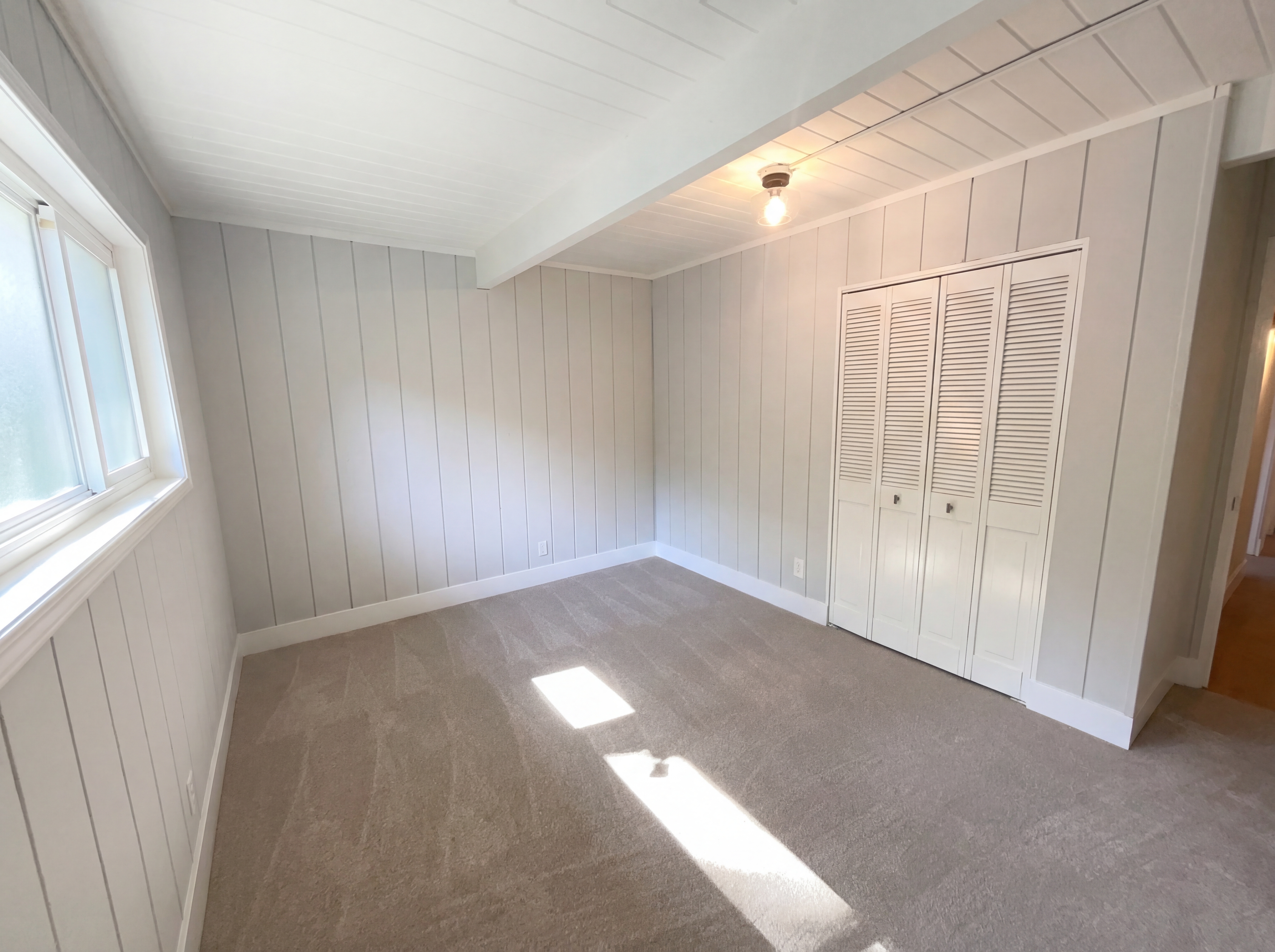 Photo 4 of 36 of 2361 Oakmont Dr, San Bruno, CA