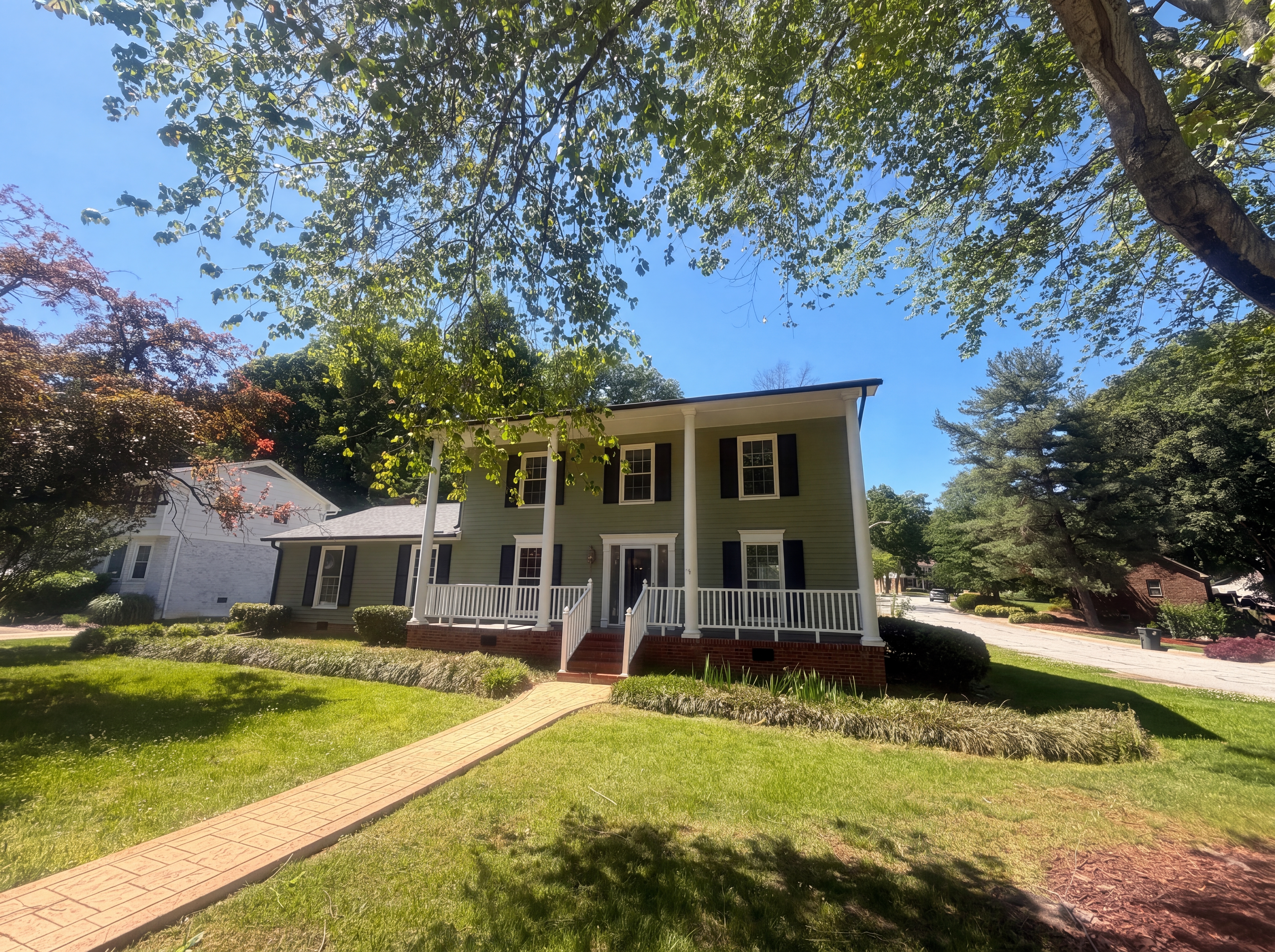 Photo 22 of 26 of 4700 Charlottesville Rd, Greensboro, NC