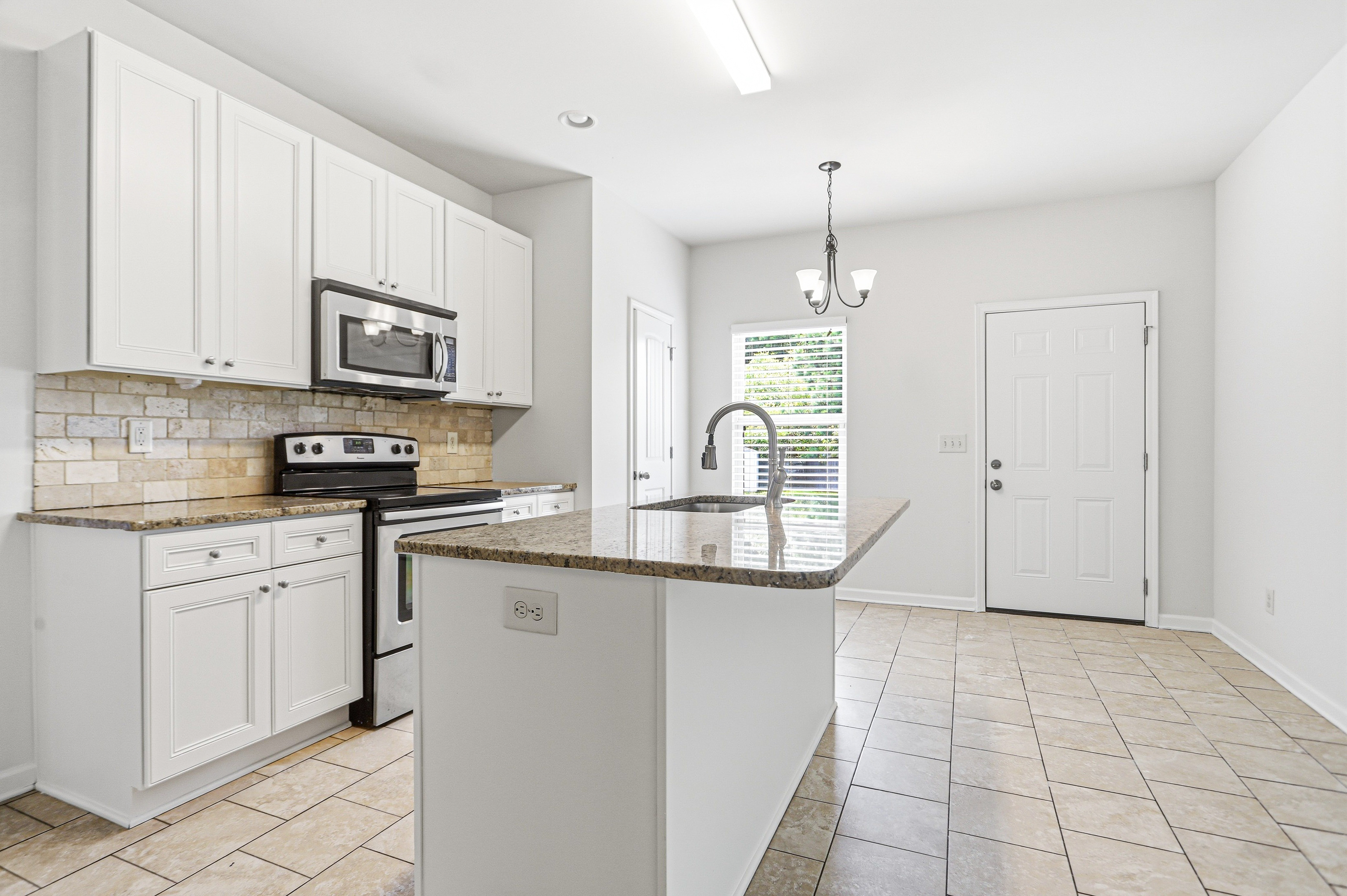Photo 14 of 40 of 77 Hamil Ct NW, Cartersville, GA