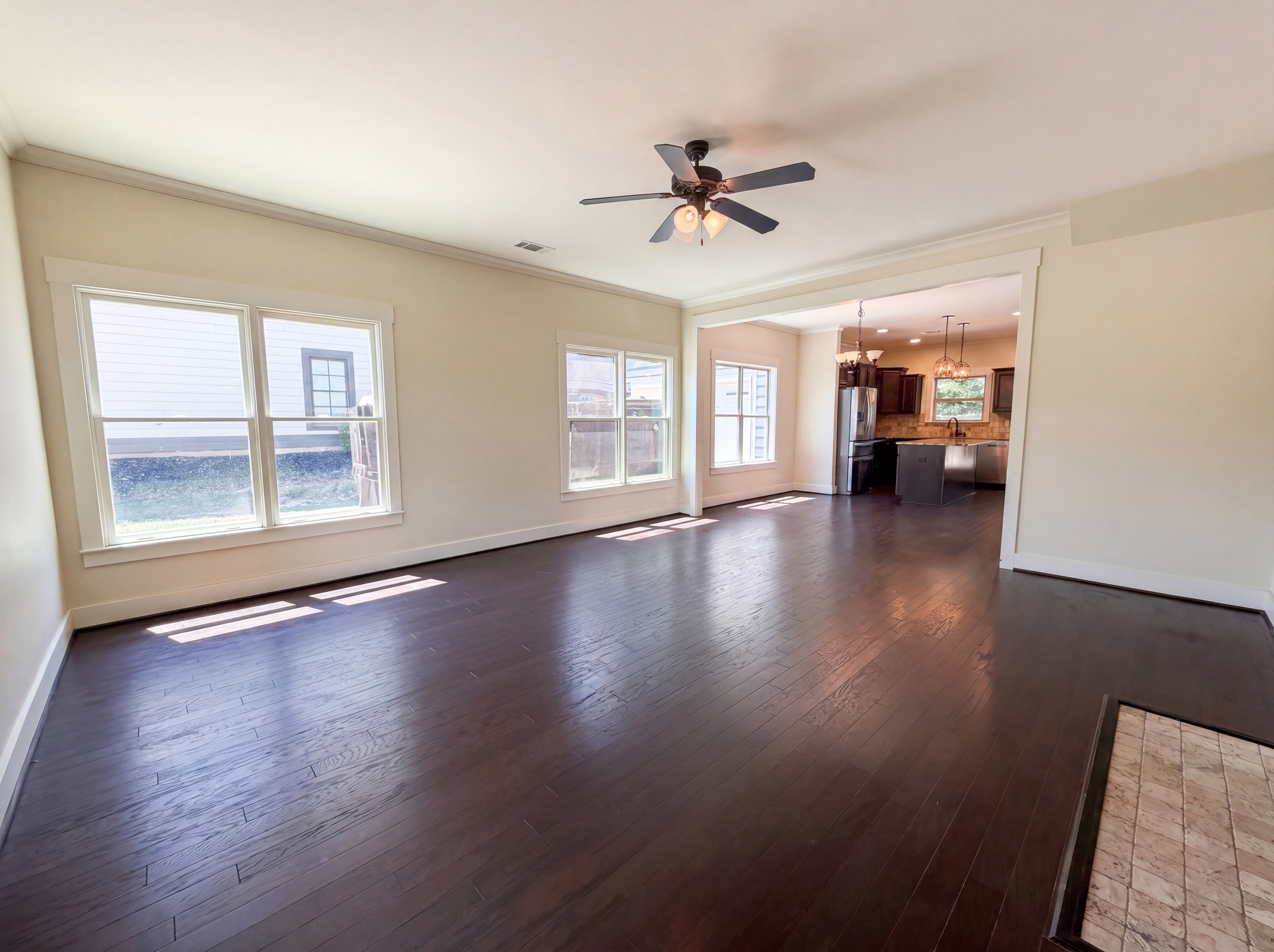 Photo 3 of 22 of 5257 Meadow Ridge Trl, Bessemer, AL