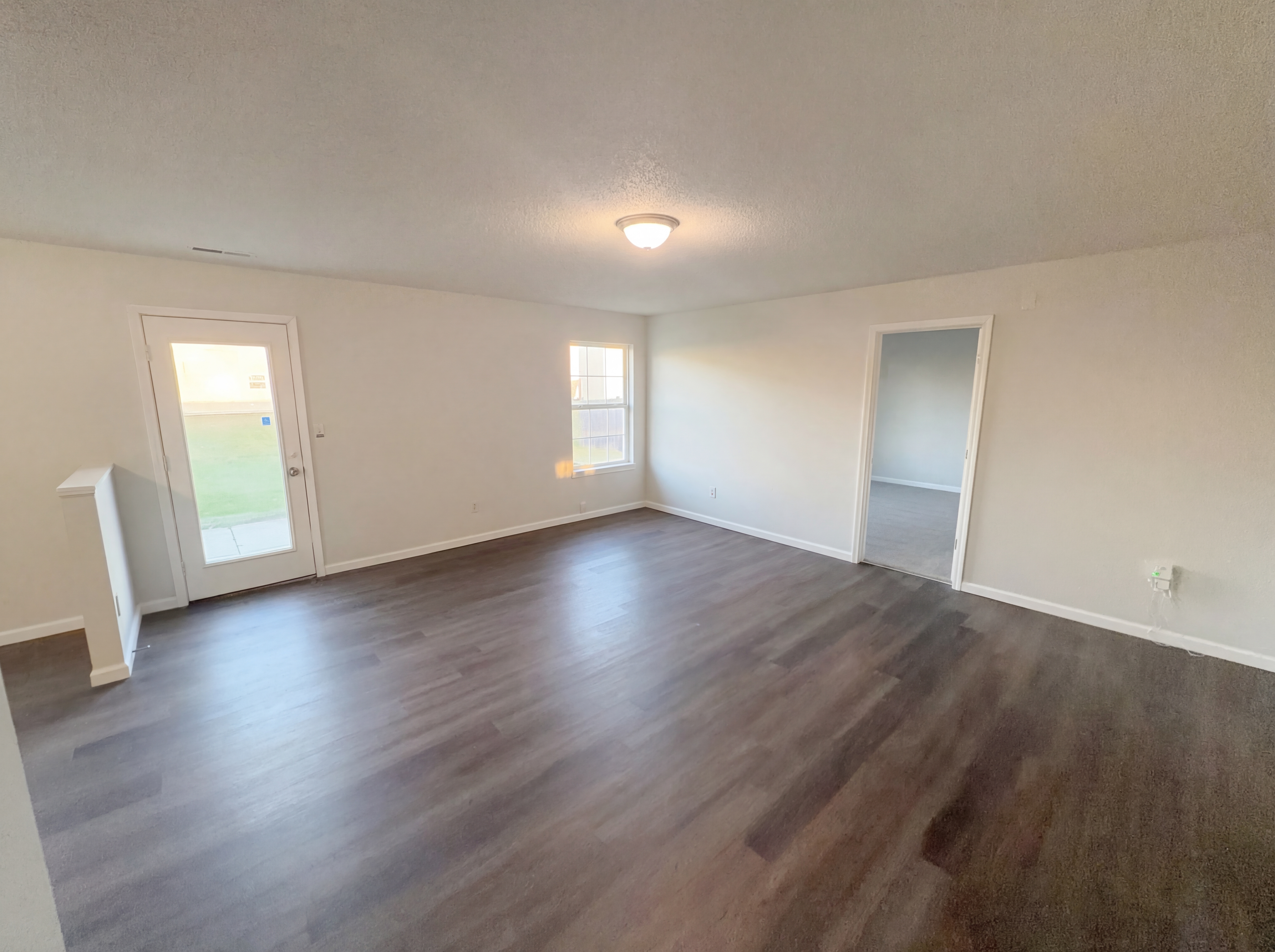 Photo 7 of 20 of 6654 Hazelhatch Dr, Indianapolis, IN