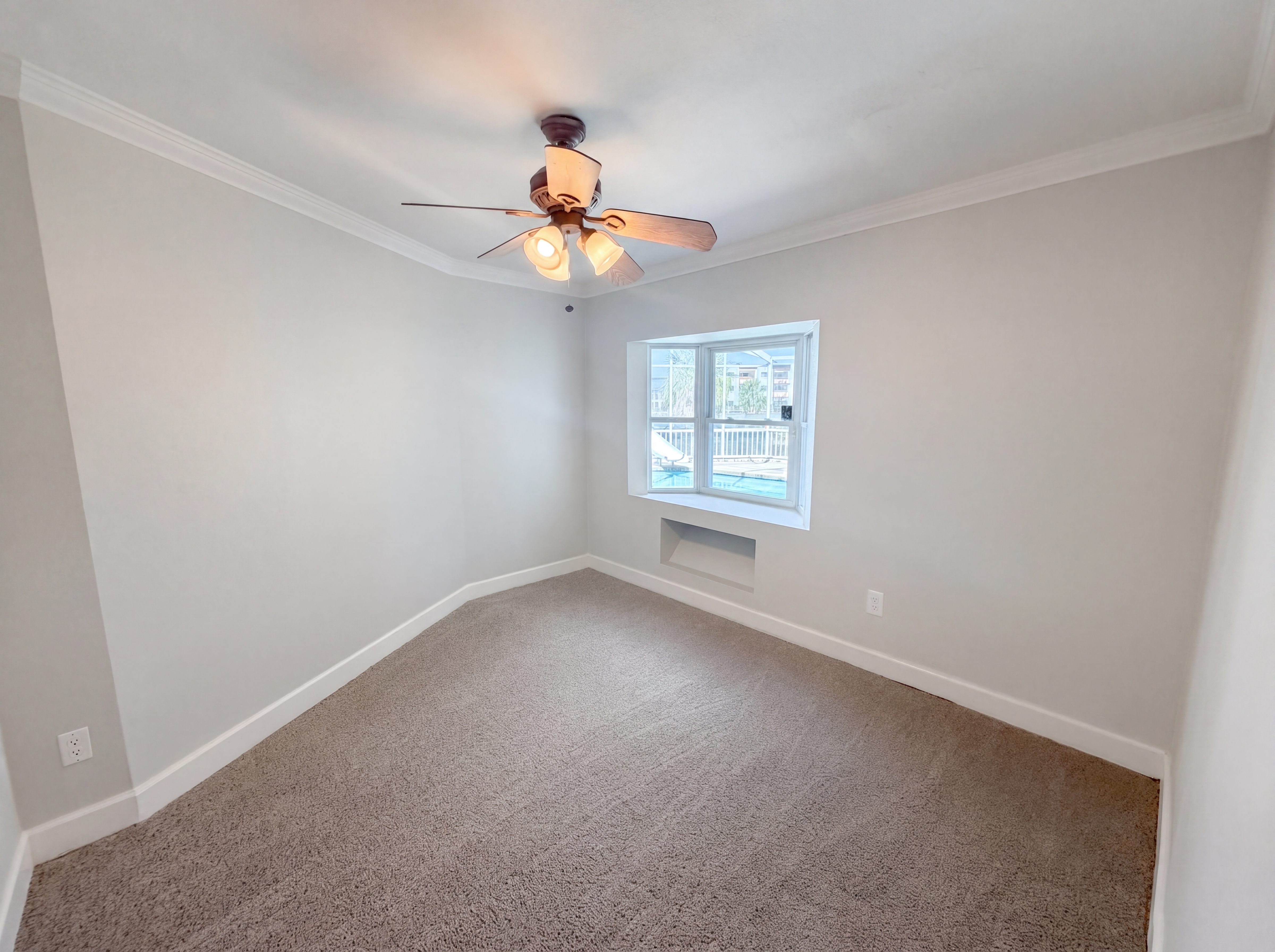 Photo 17 of 50 of 5609 Executive Dr, New Port Richey, FL