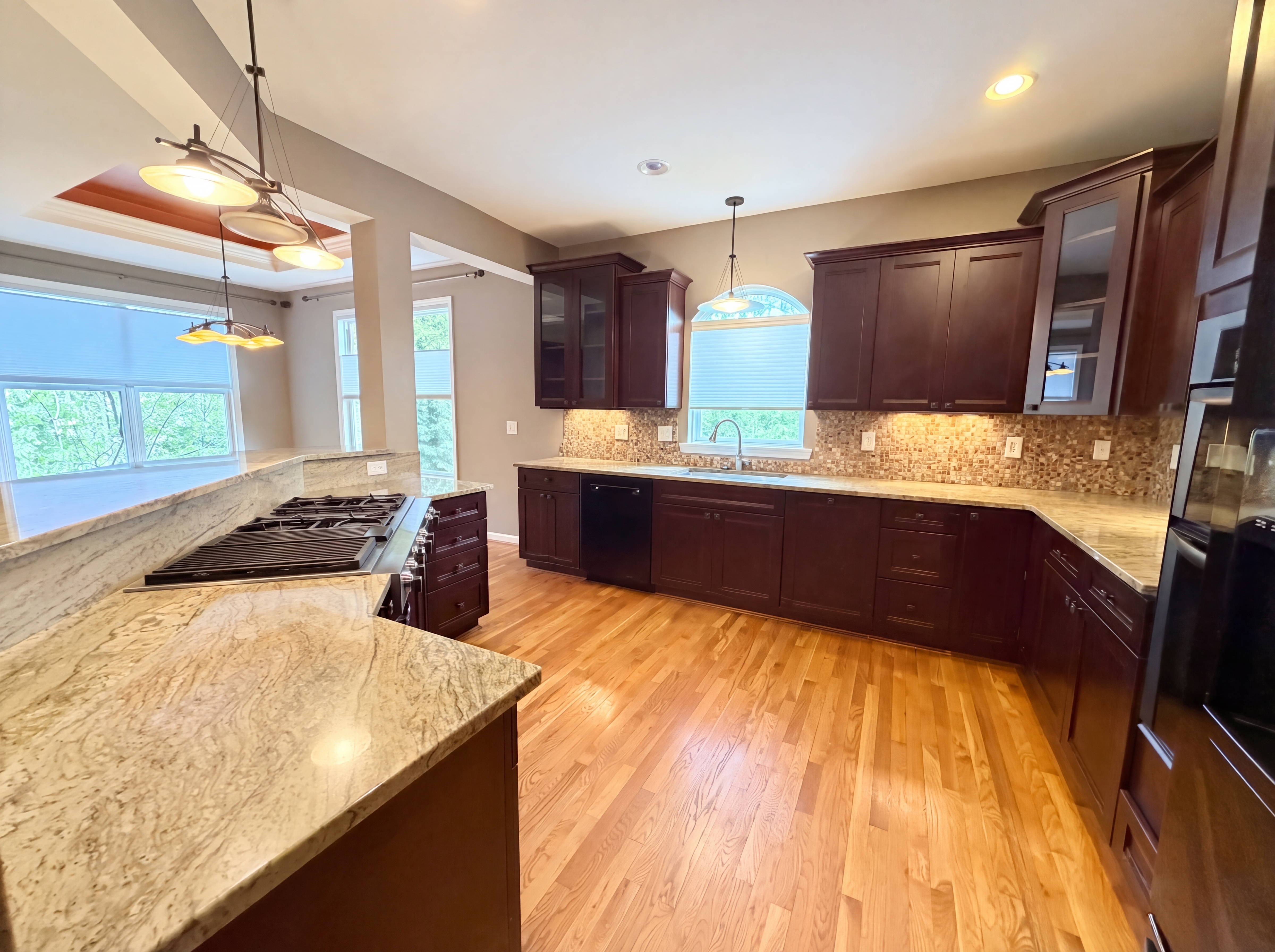 Photo 18 of 29 of 8016 Stonegate Dr, Cincinnati, OH