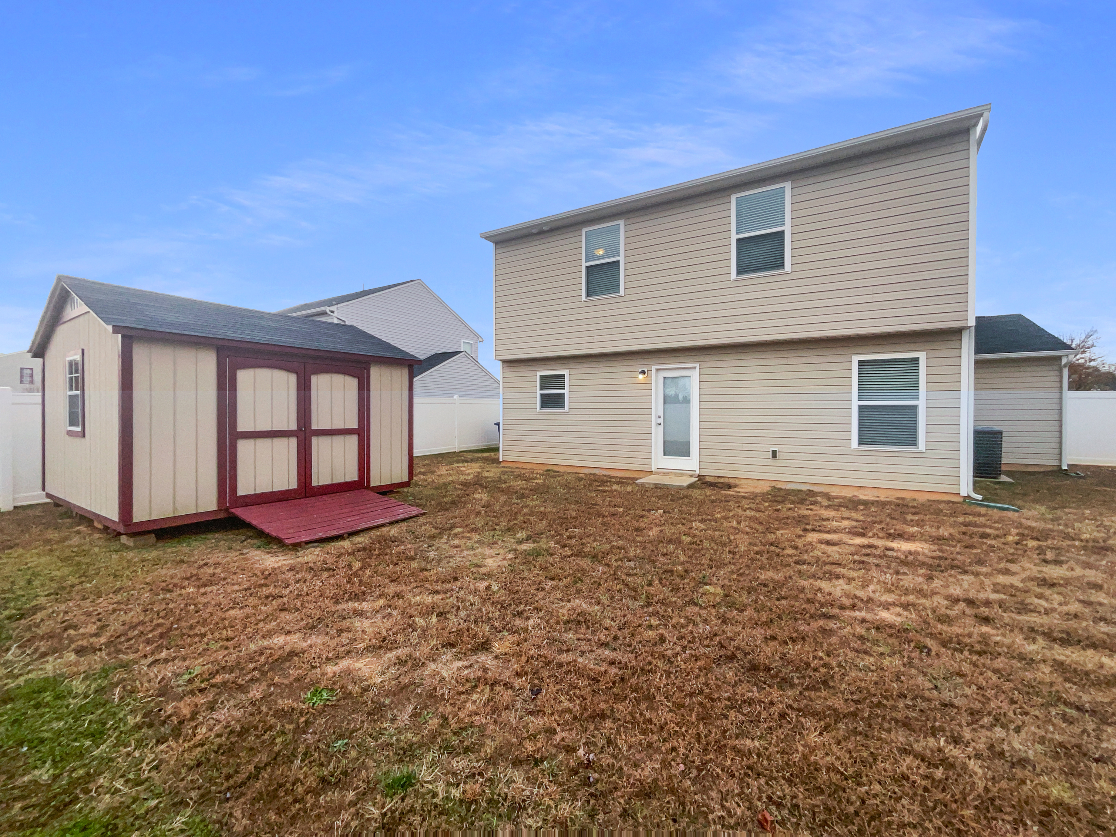 Photo 6 of 17 of 324 Valerie Dr, Lincolnton, NC