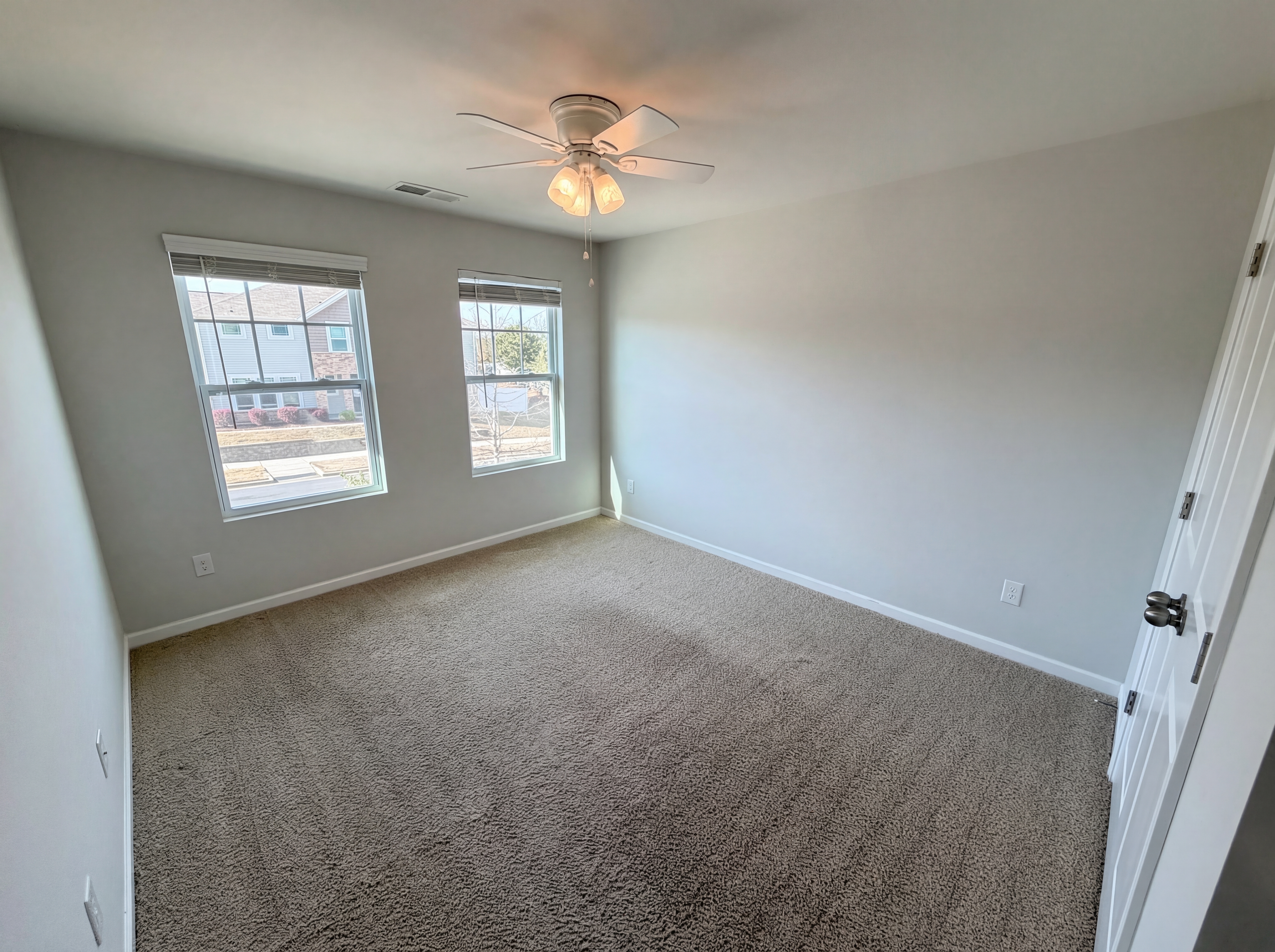 Photo 20 of 24 of 11122 Chalkbark Ln, Charlotte, NC