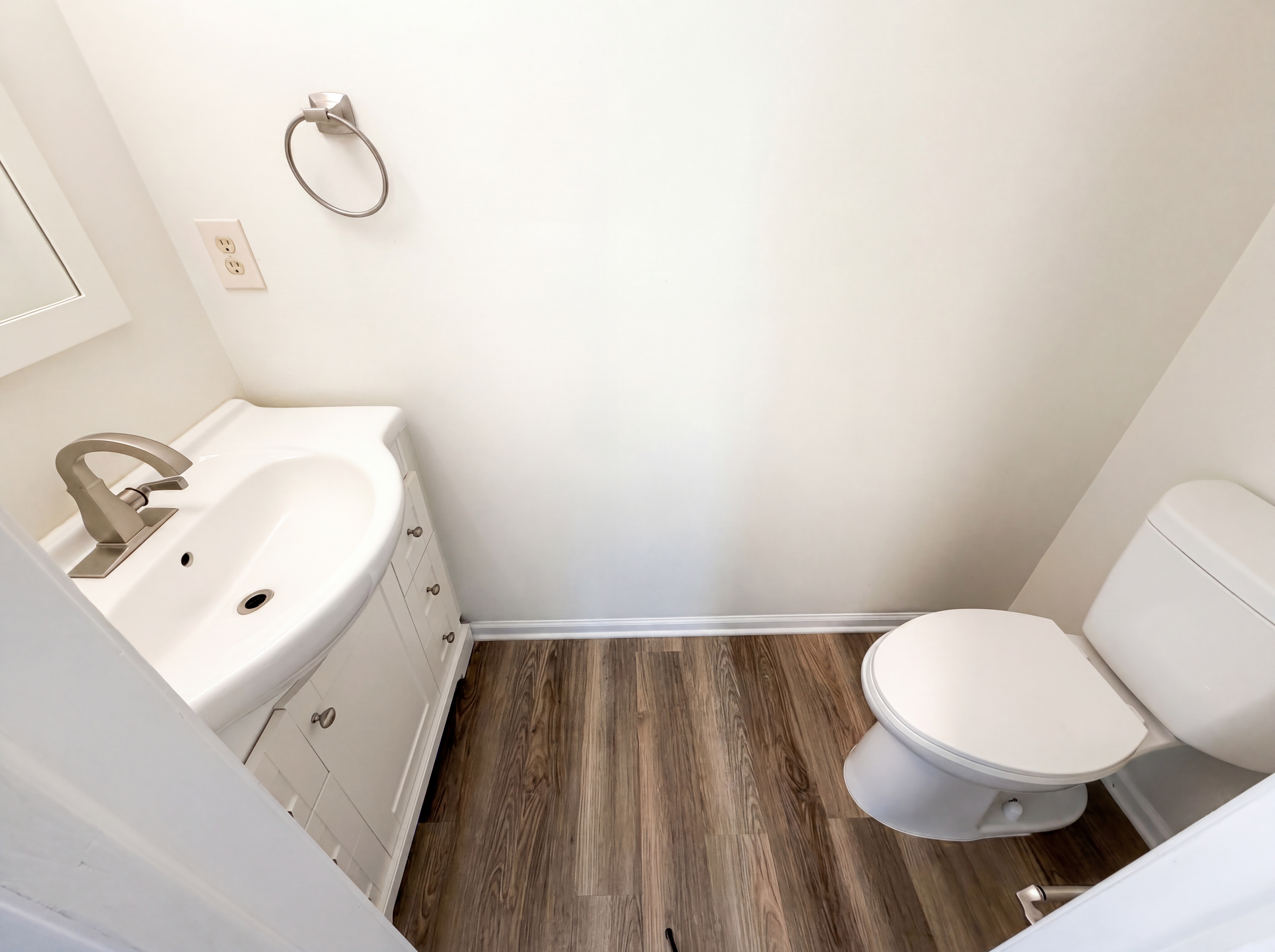 Photo 12 of 29 of 4976 Vicksburg Ln, Hilliard, OH