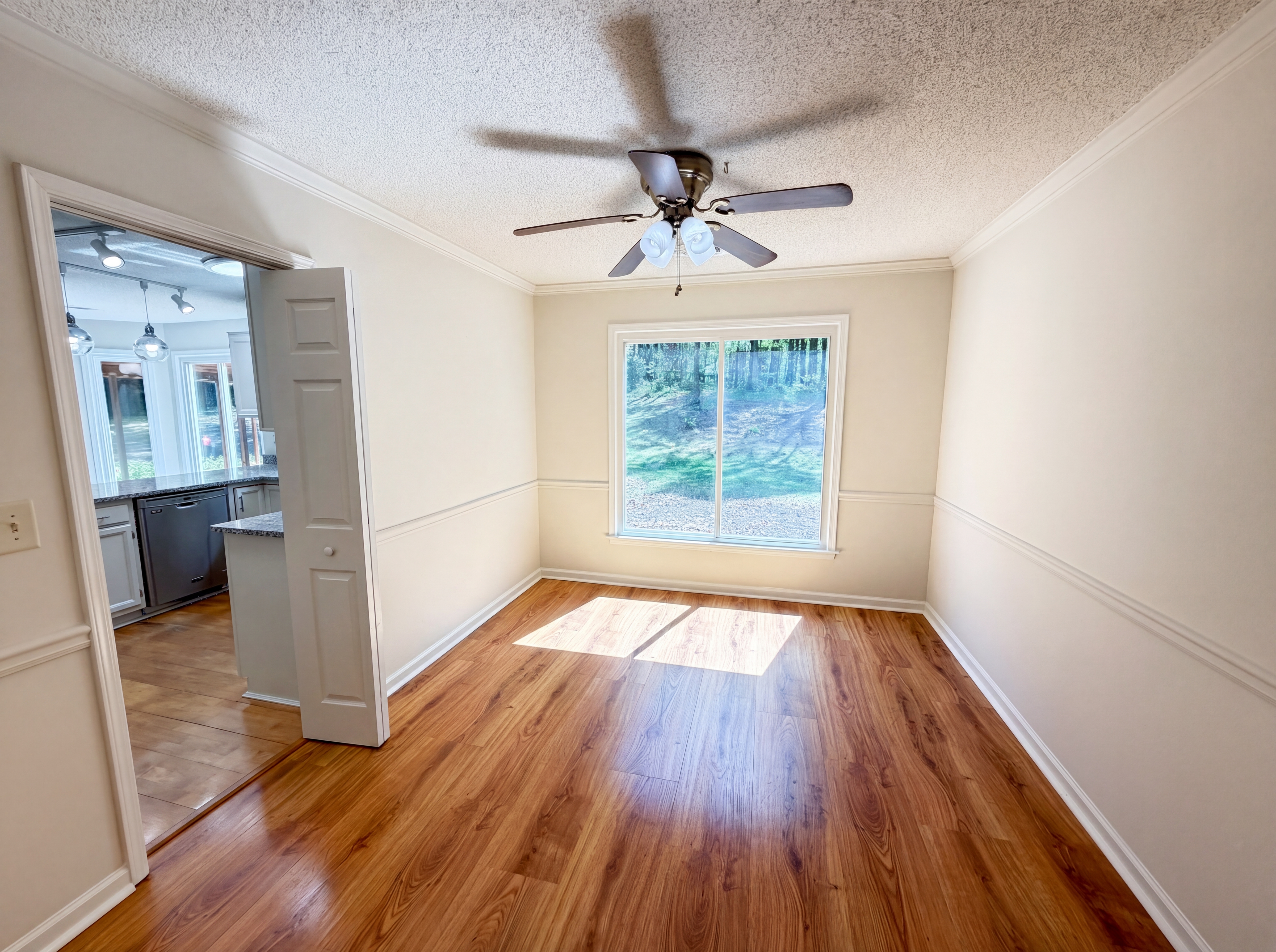 Photo 8 of 27 of 1197 Parkwood Chase NW, Acworth, GA